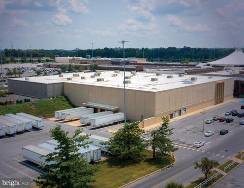 200 PLAZA BOULEVARD LANCASTER PA 17601