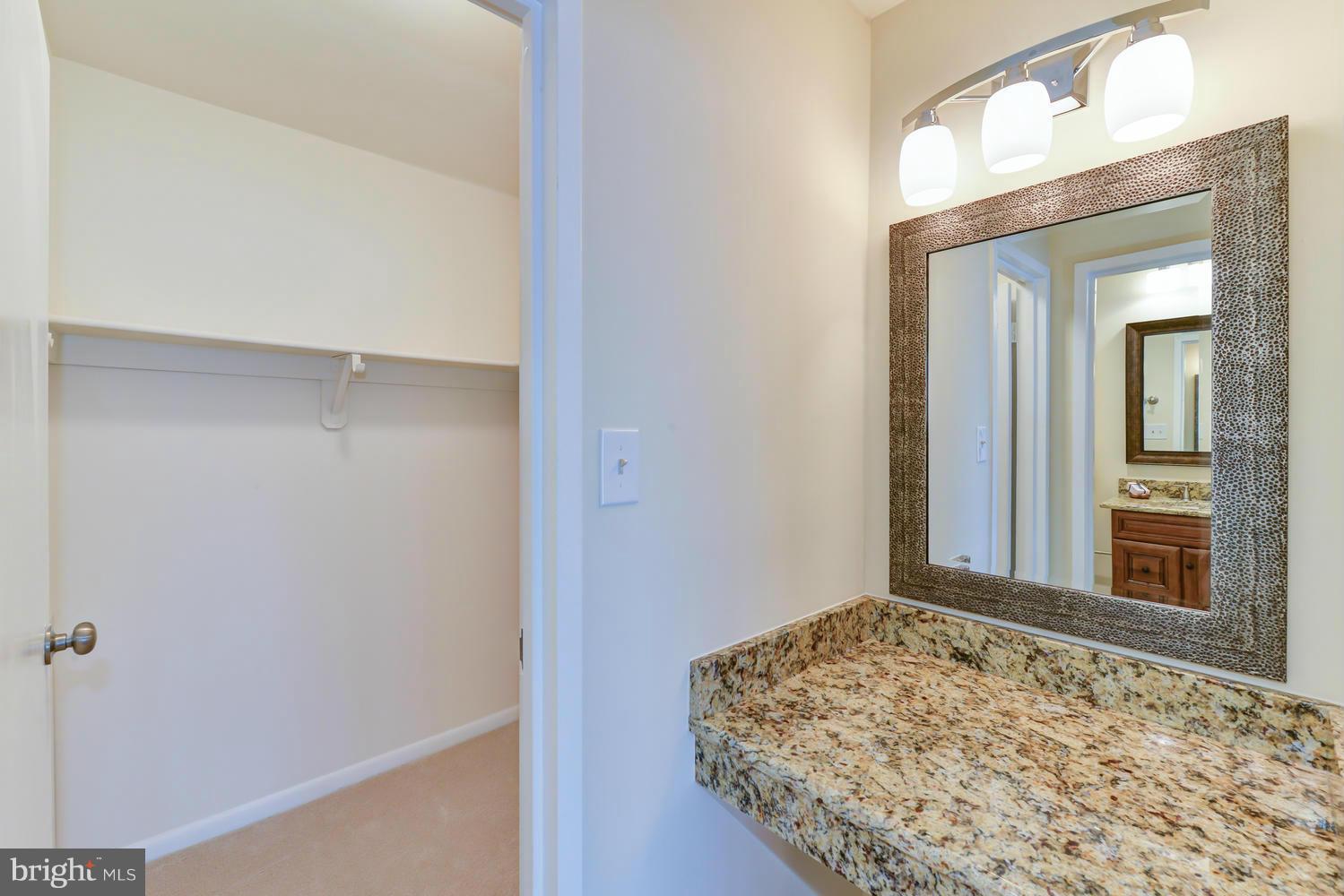 RESTON - Residential