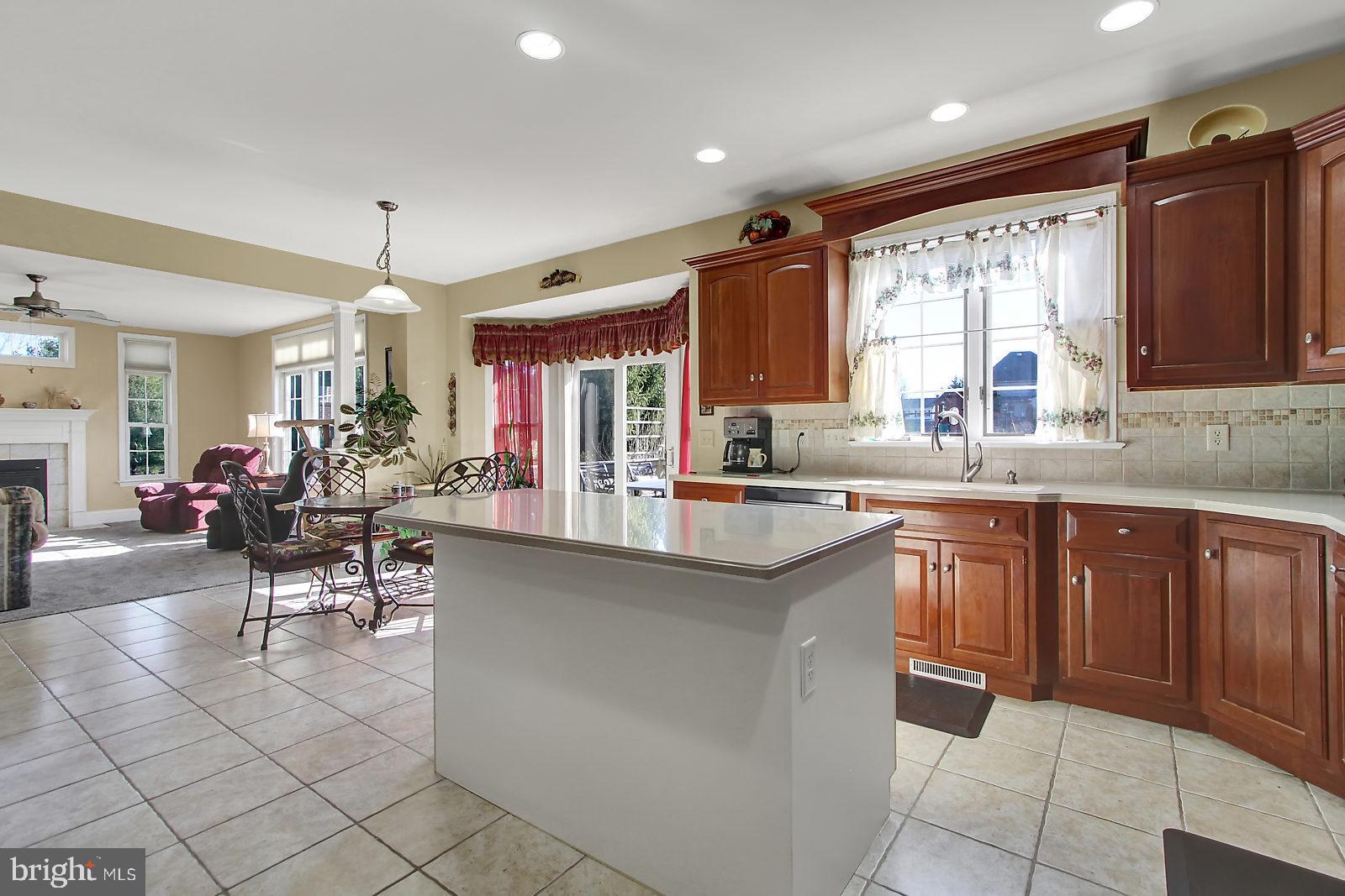 HEPPLEWHITE ESTATES - Residential