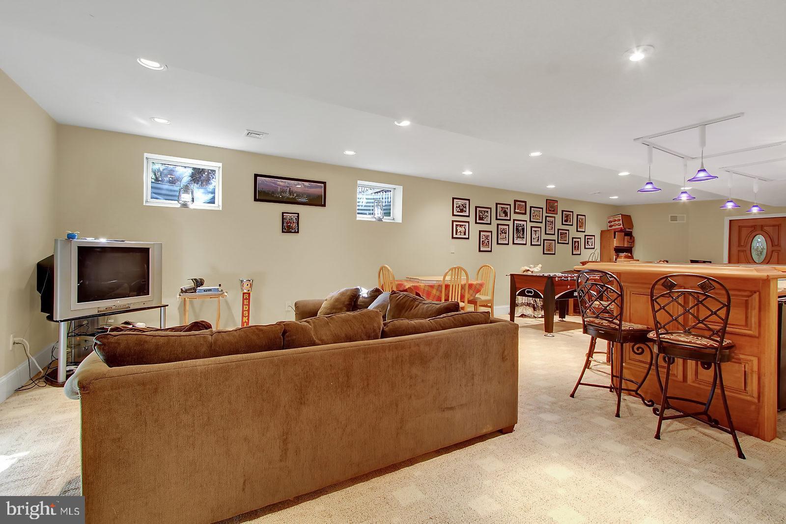 HEPPLEWHITE ESTATES - Residential