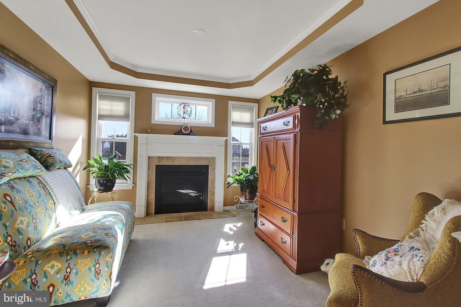 HEPPLEWHITE ESTATES - Residential