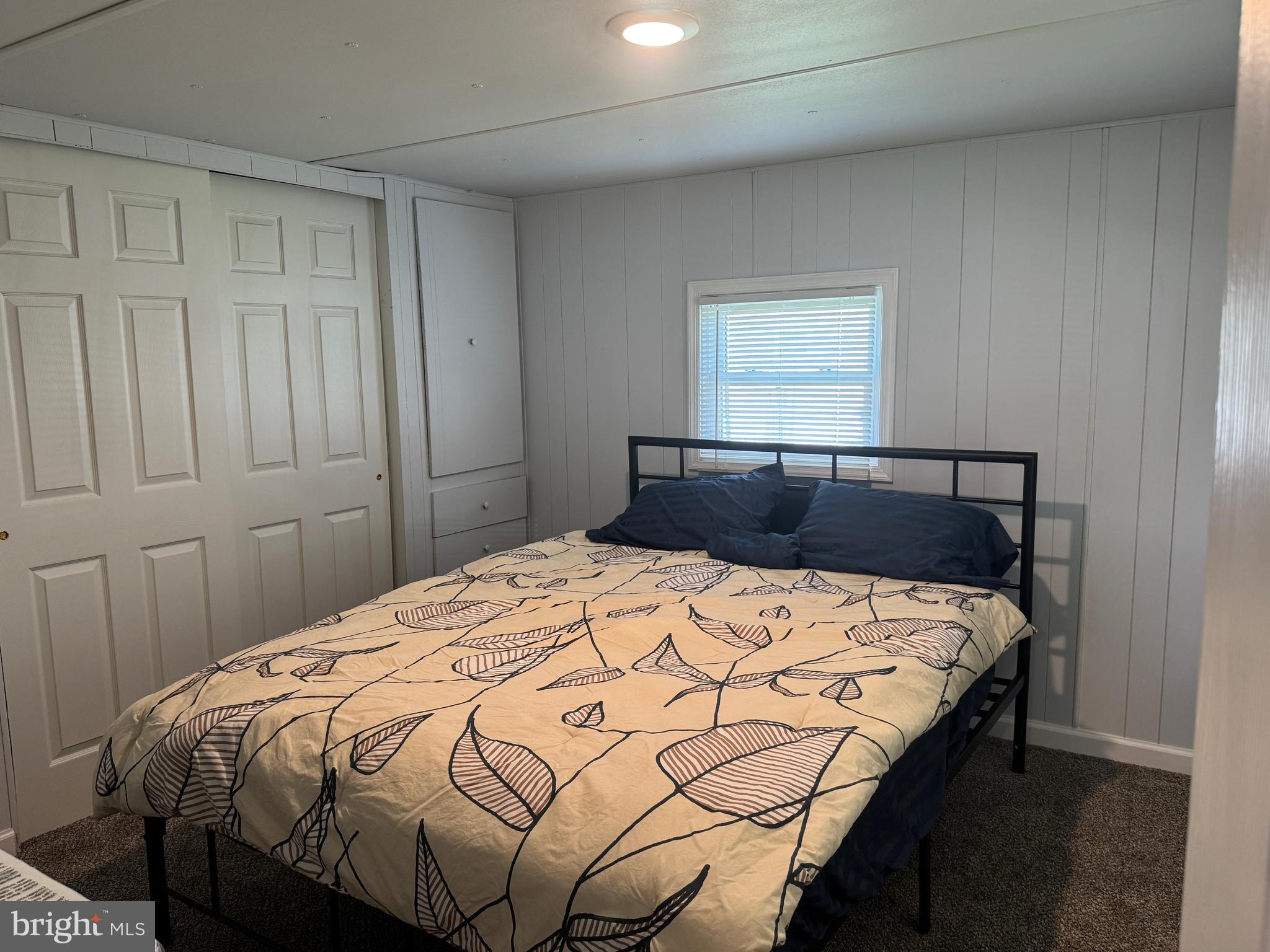 COLONIAL EAST MHP - Residential