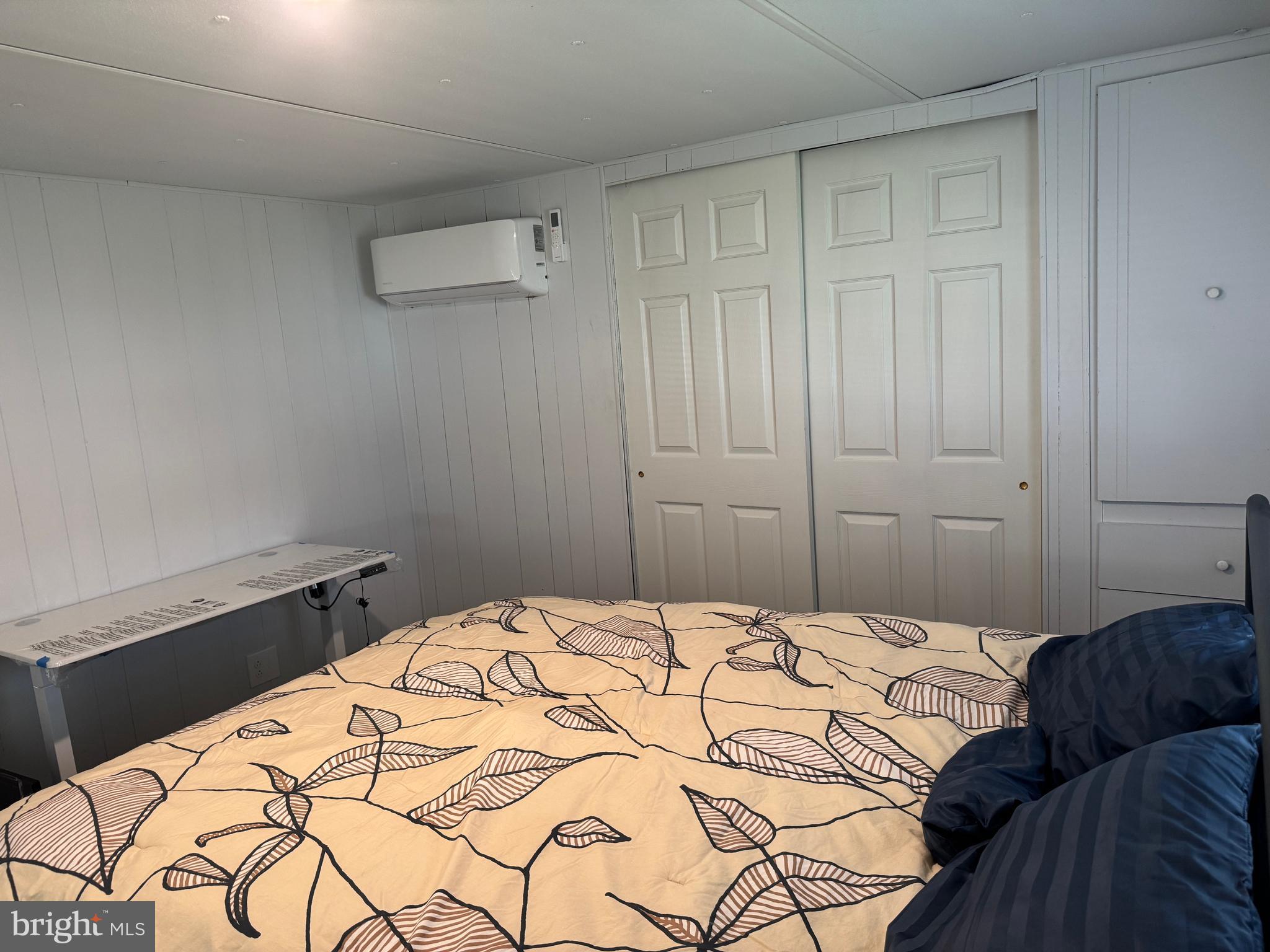 COLONIAL EAST MHP - Residential