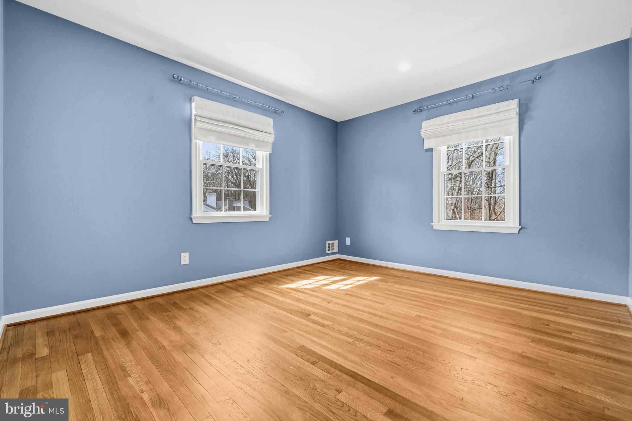 SMITHFIELD - Residential