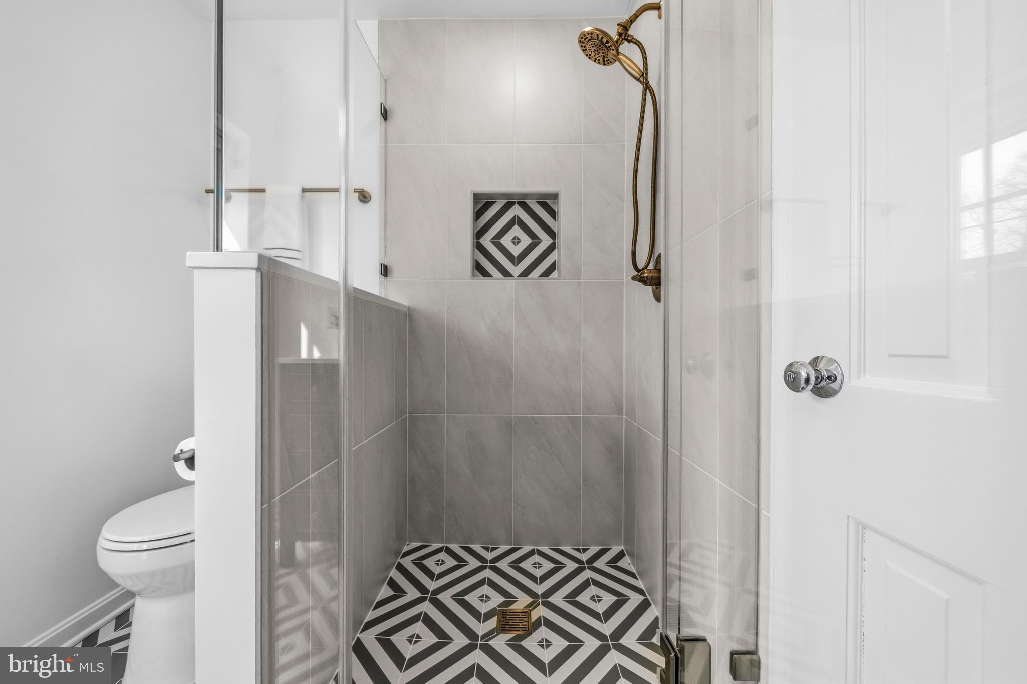 SMITHFIELD - Residential