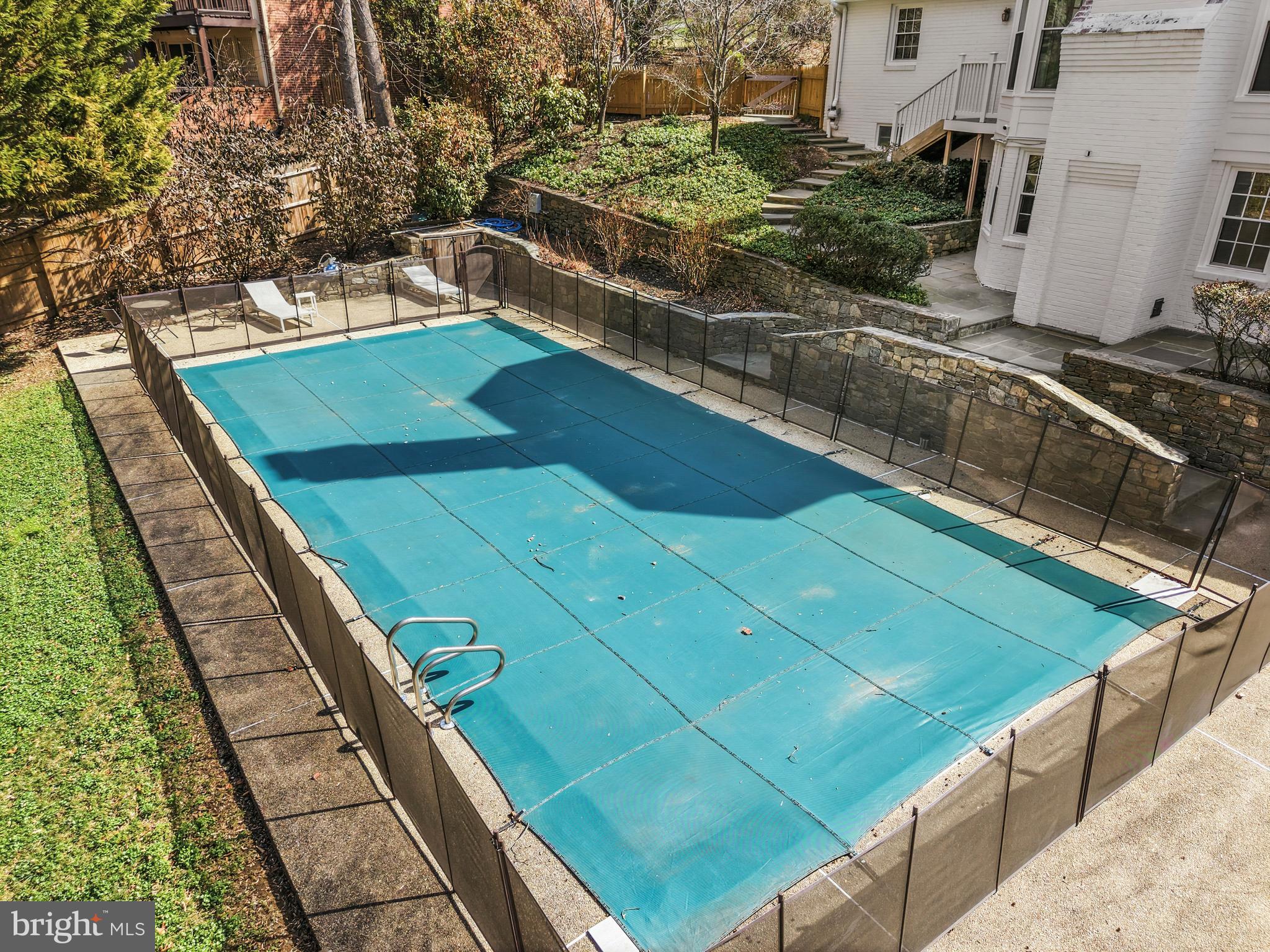 SMITHFIELD - Residential