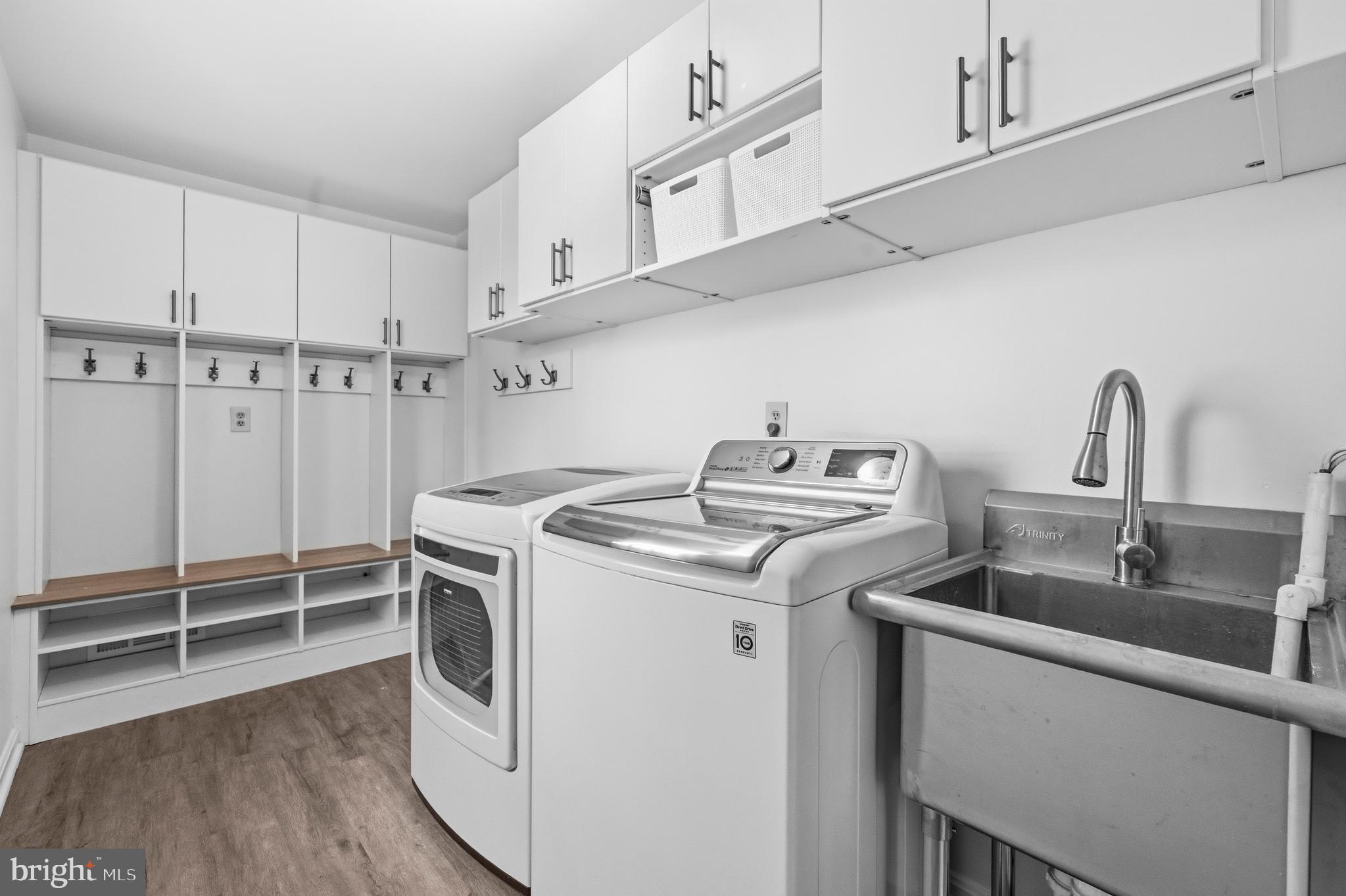 SMITHFIELD - Residential