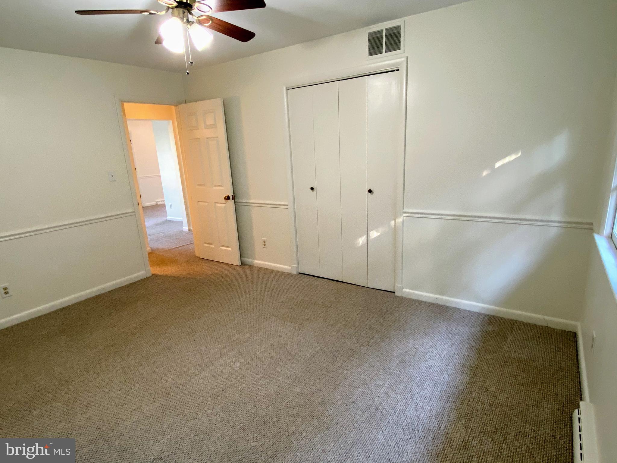 BEVERLY HILLS - Residential Lease