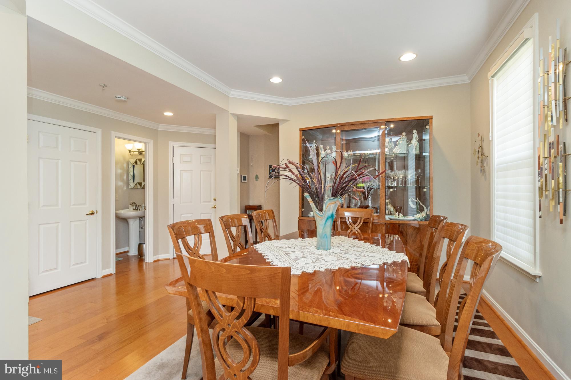 GREY ROCK VILLAS - Residential Lease