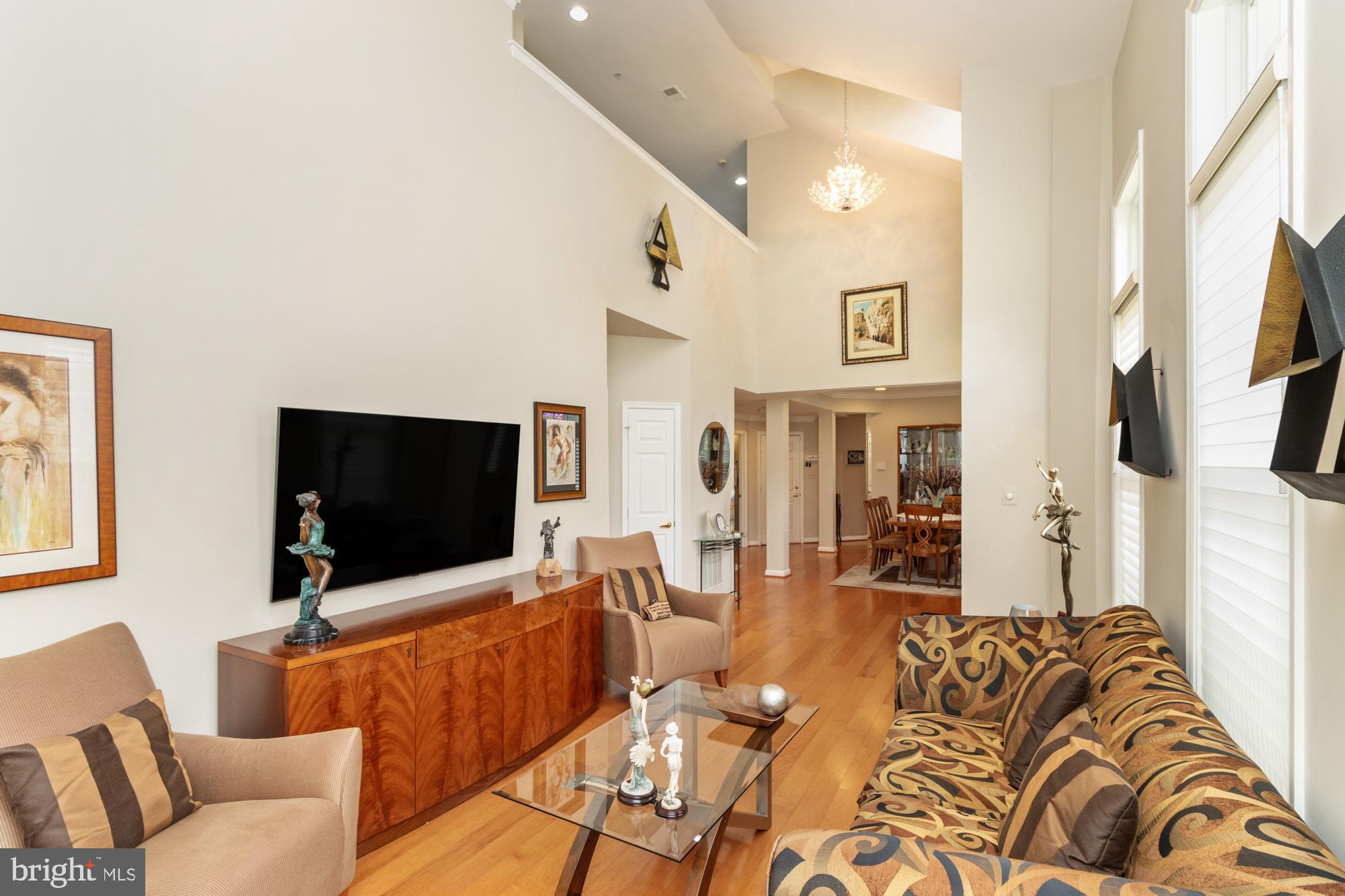 GREY ROCK VILLAS - Residential Lease