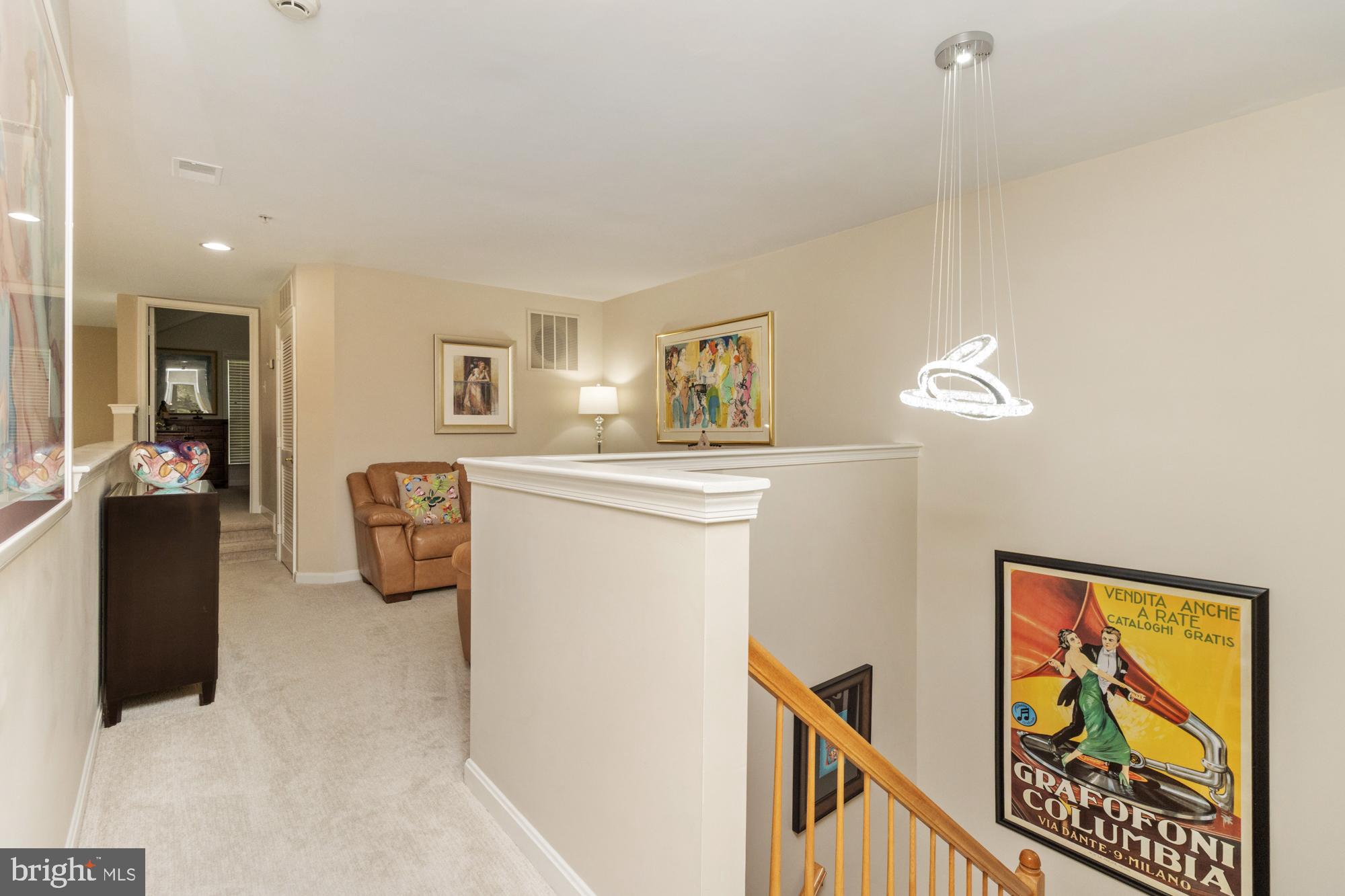 GREY ROCK VILLAS - Residential Lease