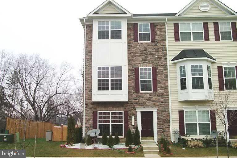 BURMONT AVENUE - Residential