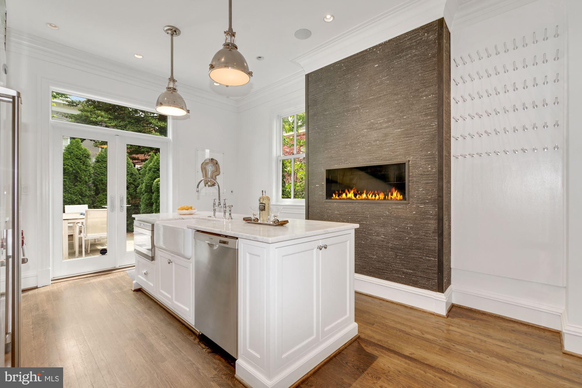 GEORGETOWN - Residential