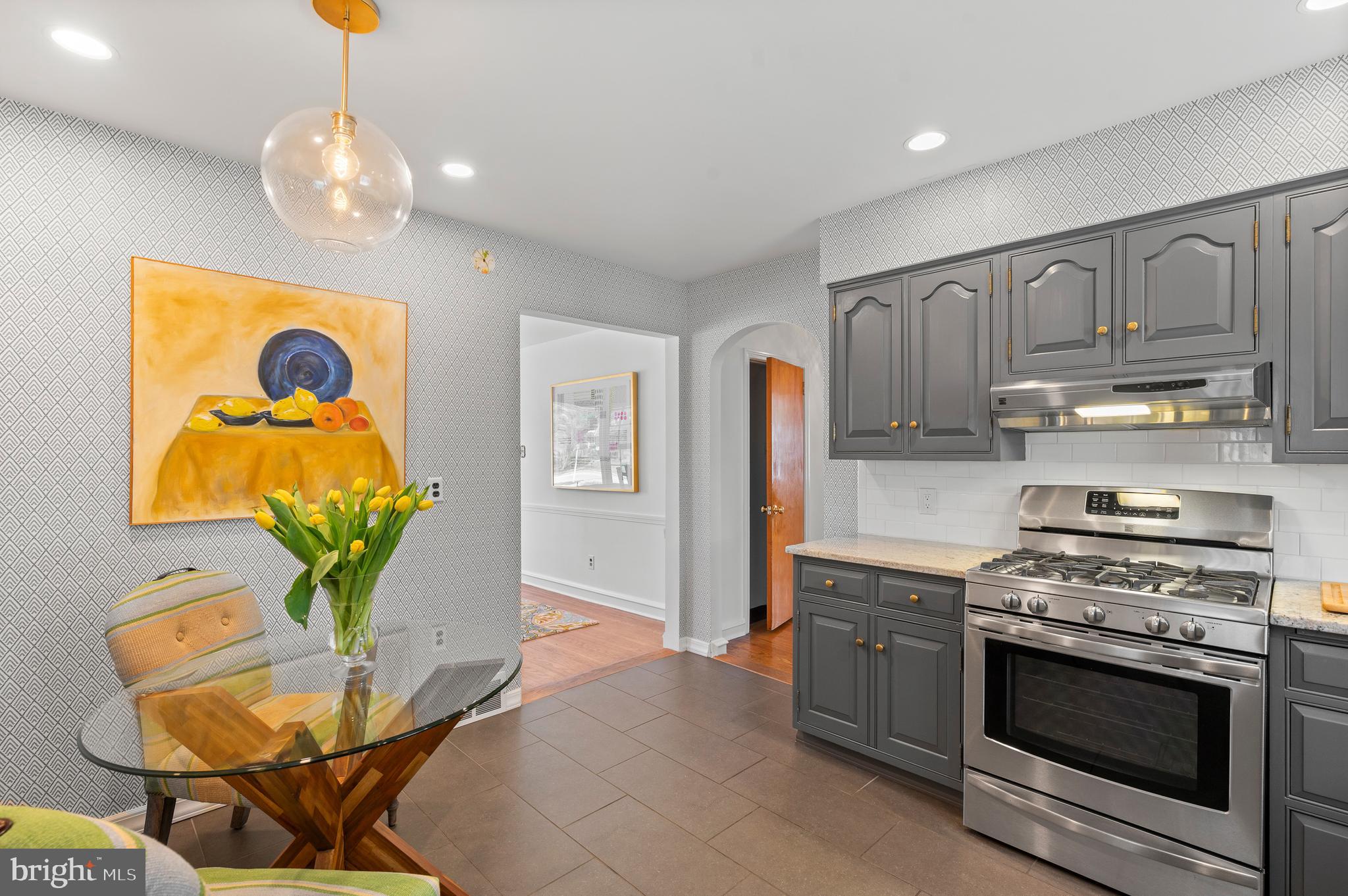 MERION GOLF MANOR - Residential