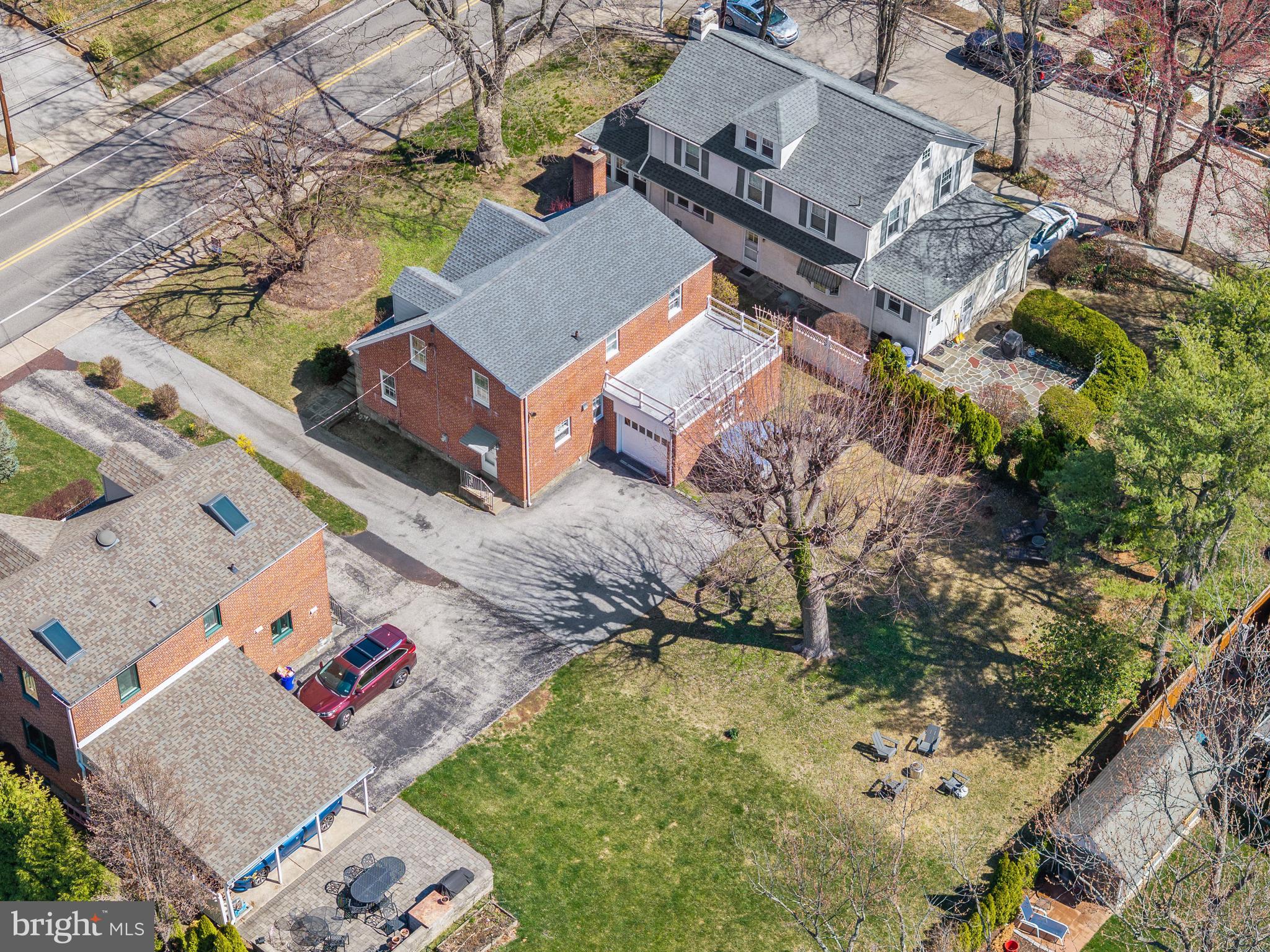 MERION GOLF MANOR - Residential