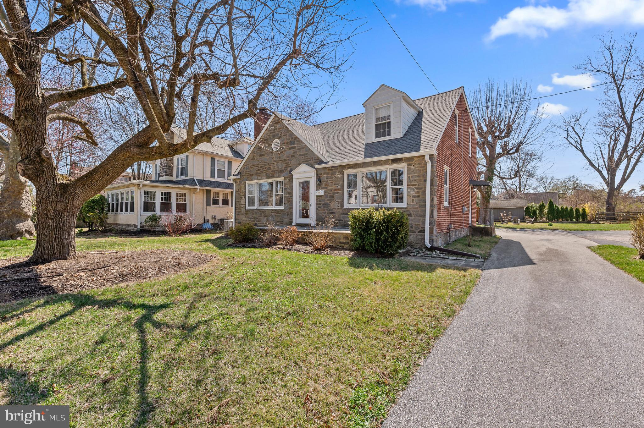 MERION GOLF MANOR - Residential