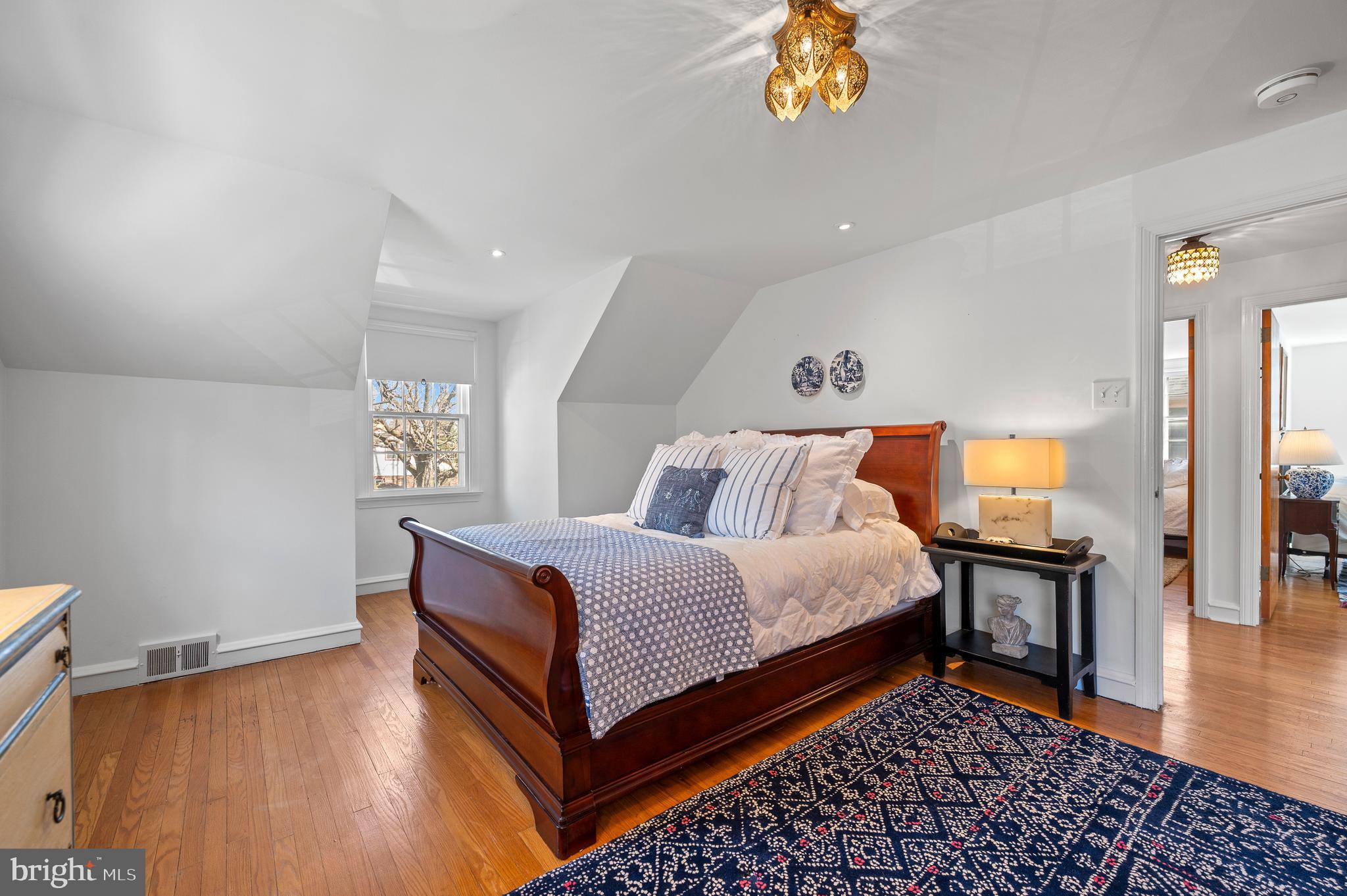 MERION GOLF MANOR - Residential