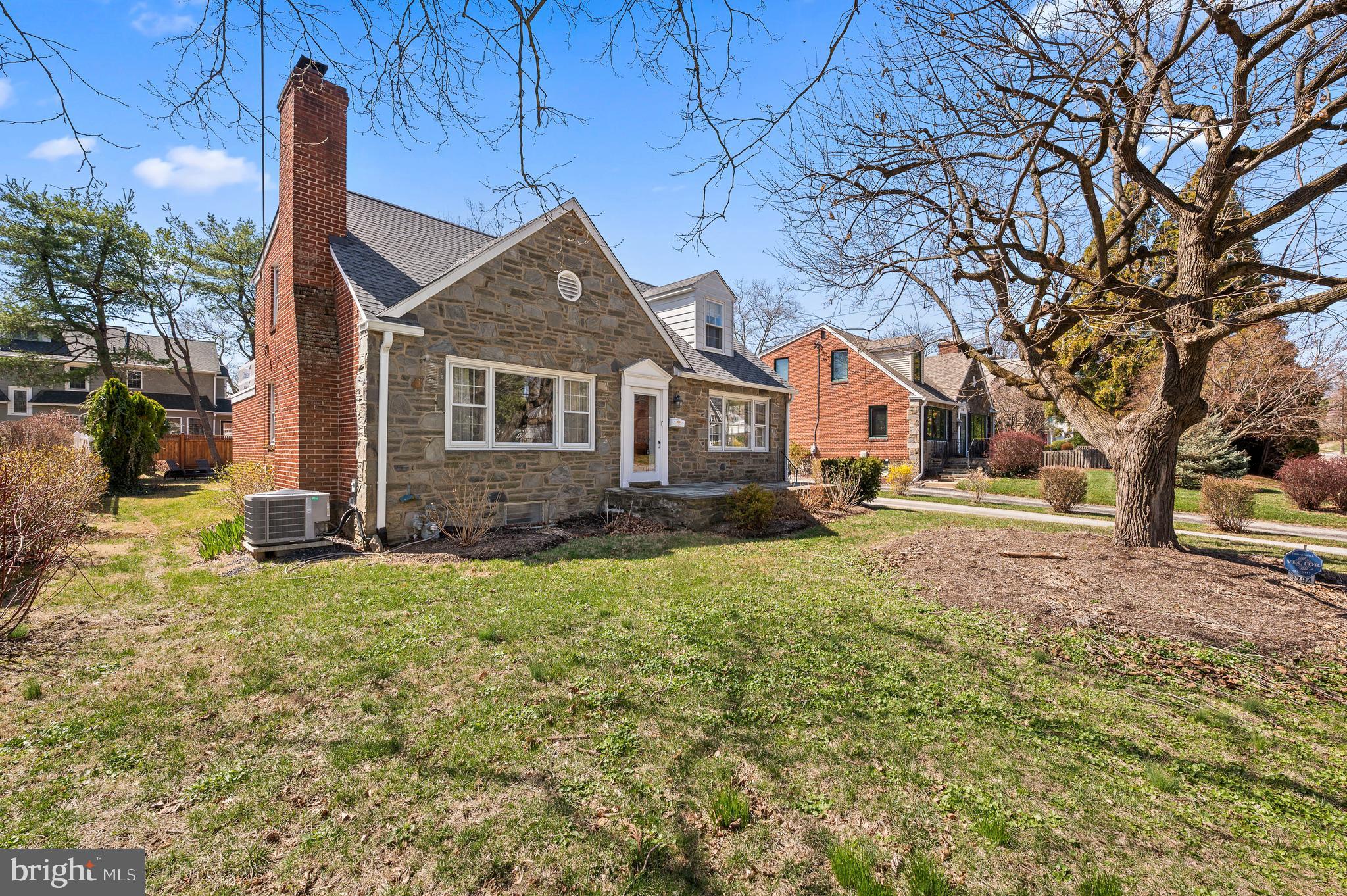 MERION GOLF MANOR - Residential