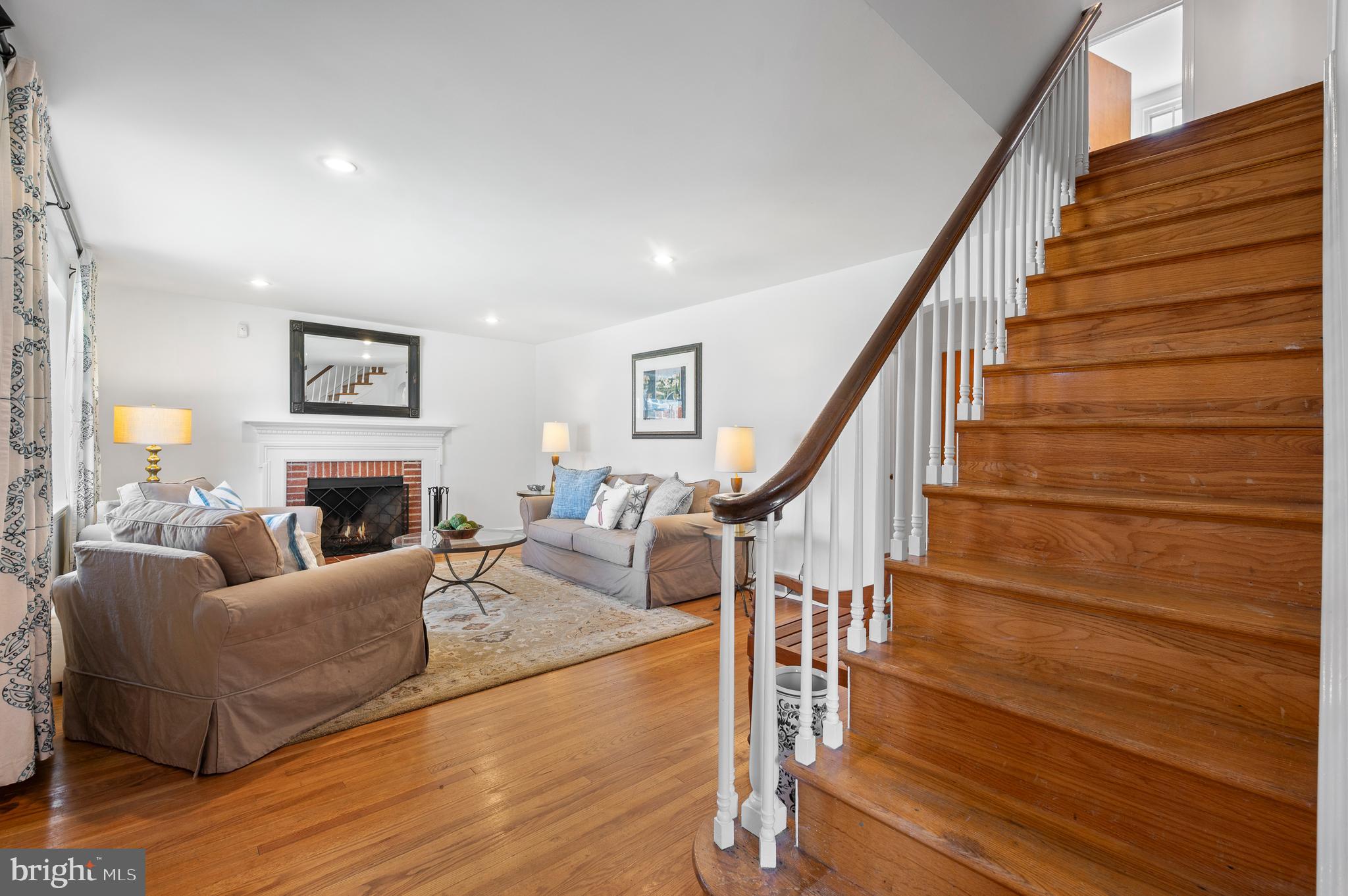 MERION GOLF MANOR - Residential