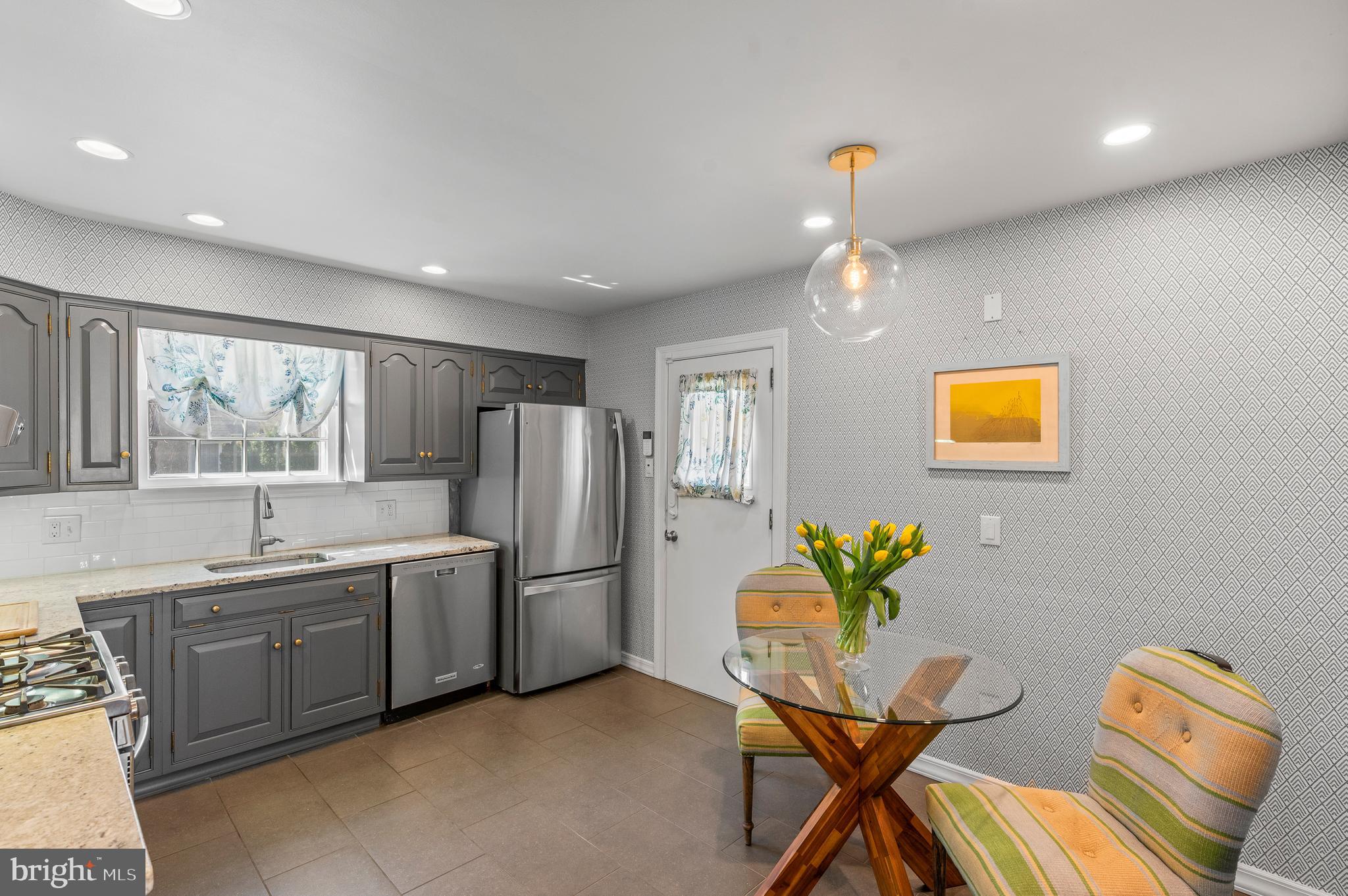 MERION GOLF MANOR - Residential