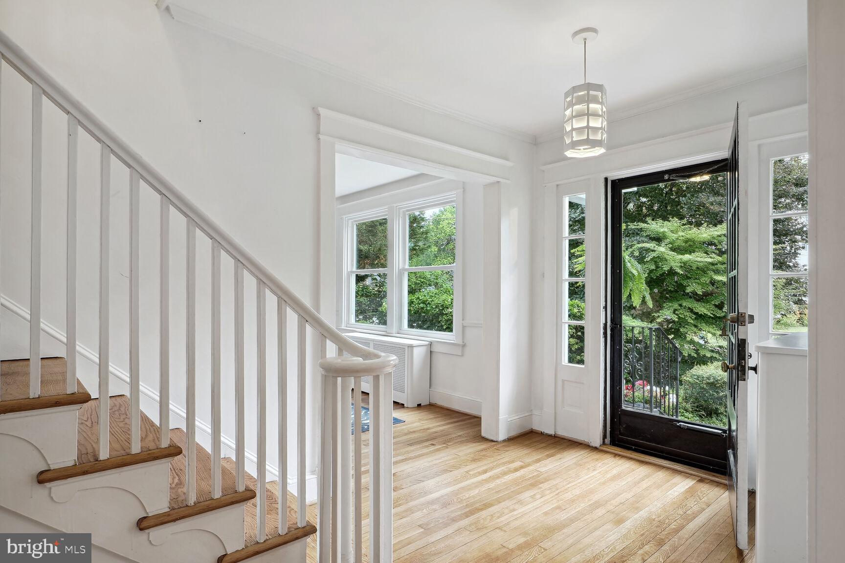 CHEVY CHASE - Residential