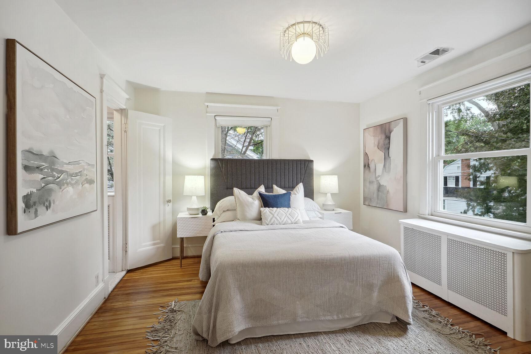 CHEVY CHASE - Residential