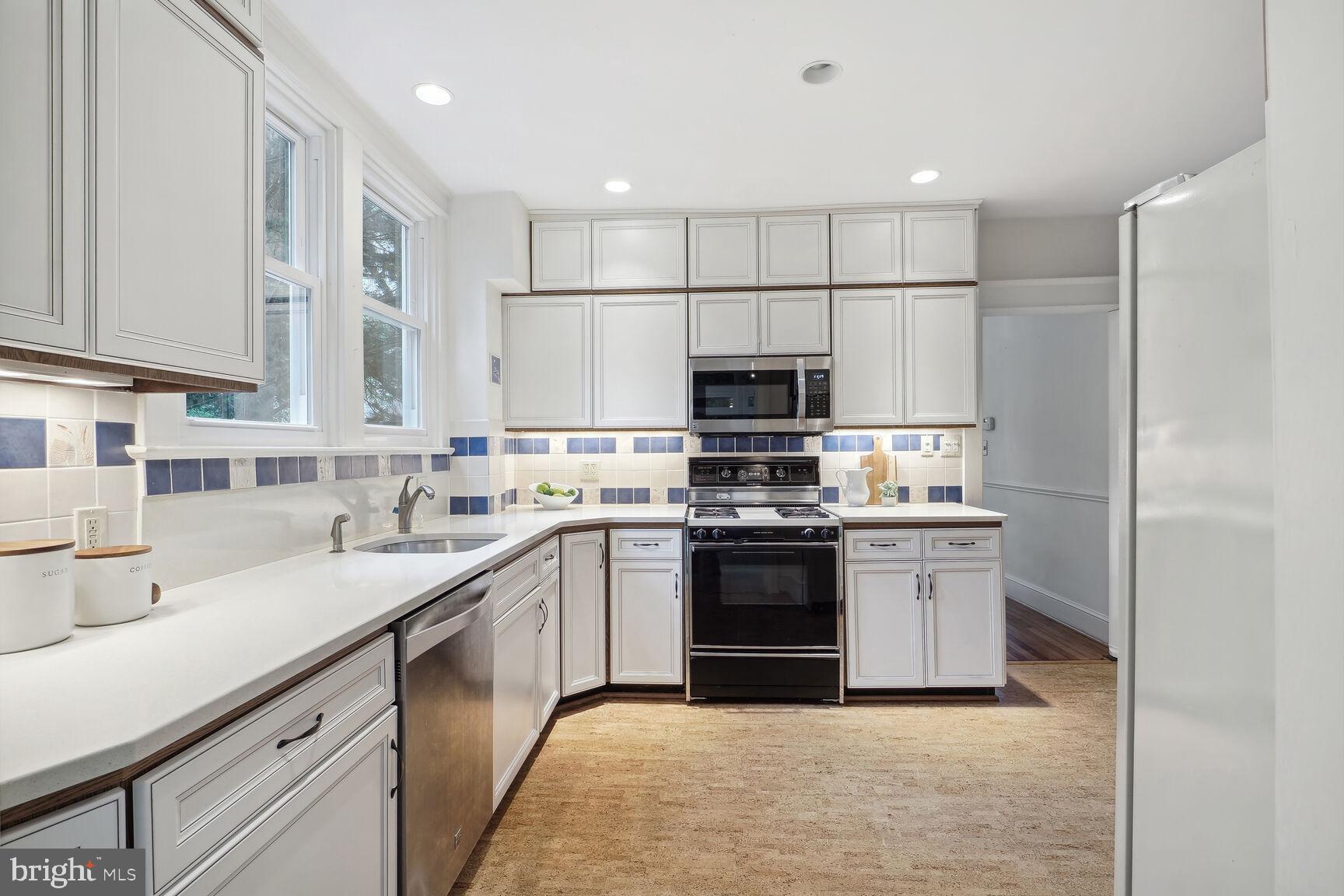 CHEVY CHASE - Residential