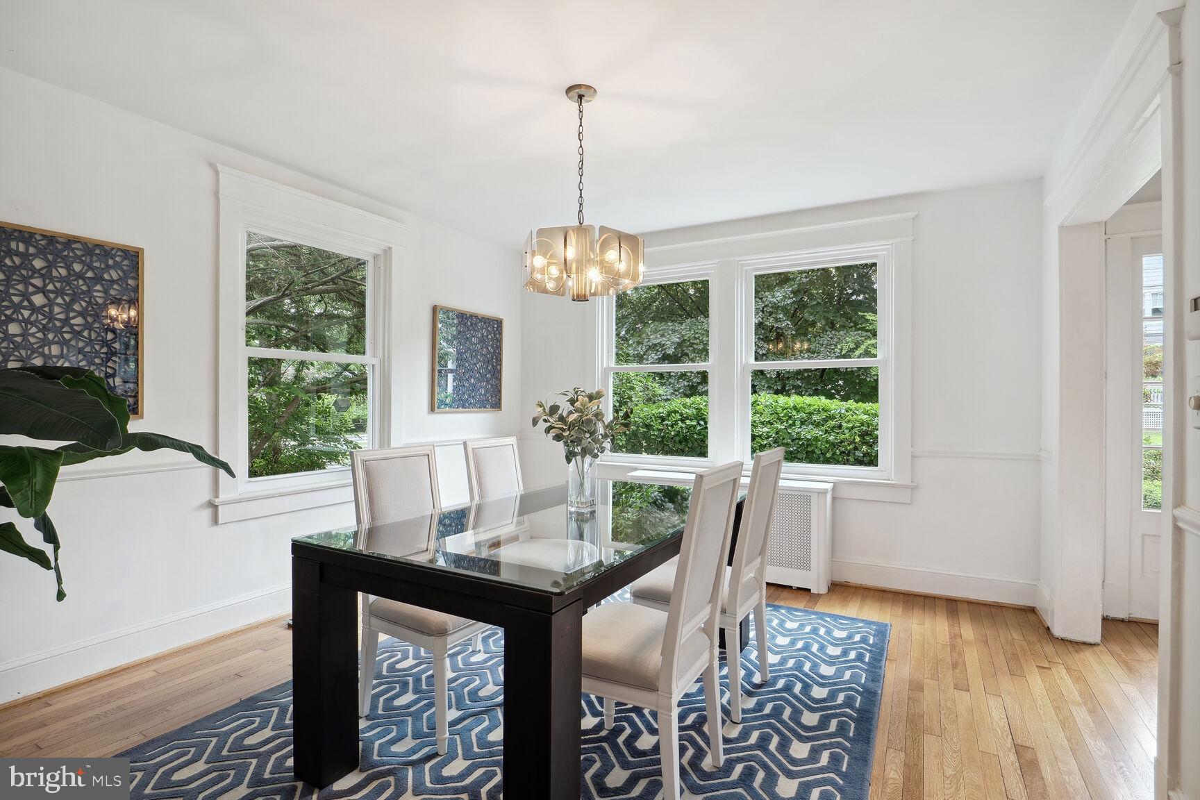 CHEVY CHASE - Residential