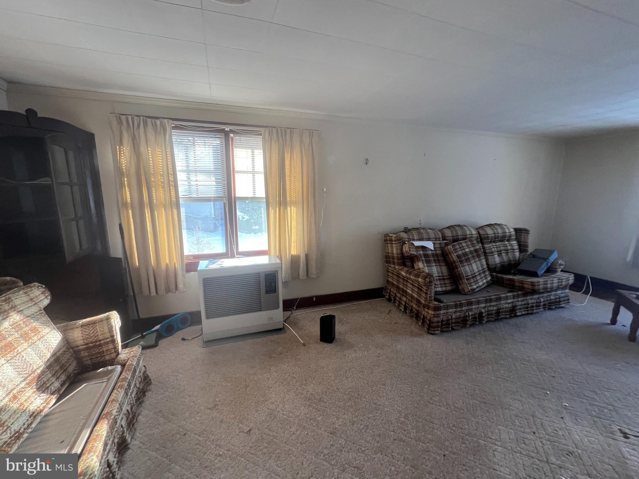 6369 NEAVITT MANOR ROAD