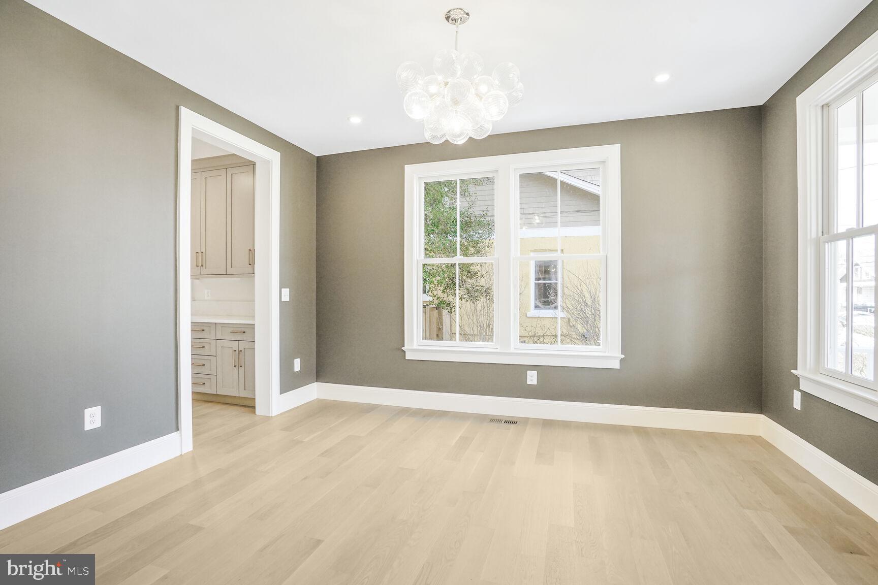 DEL RAY - Residential