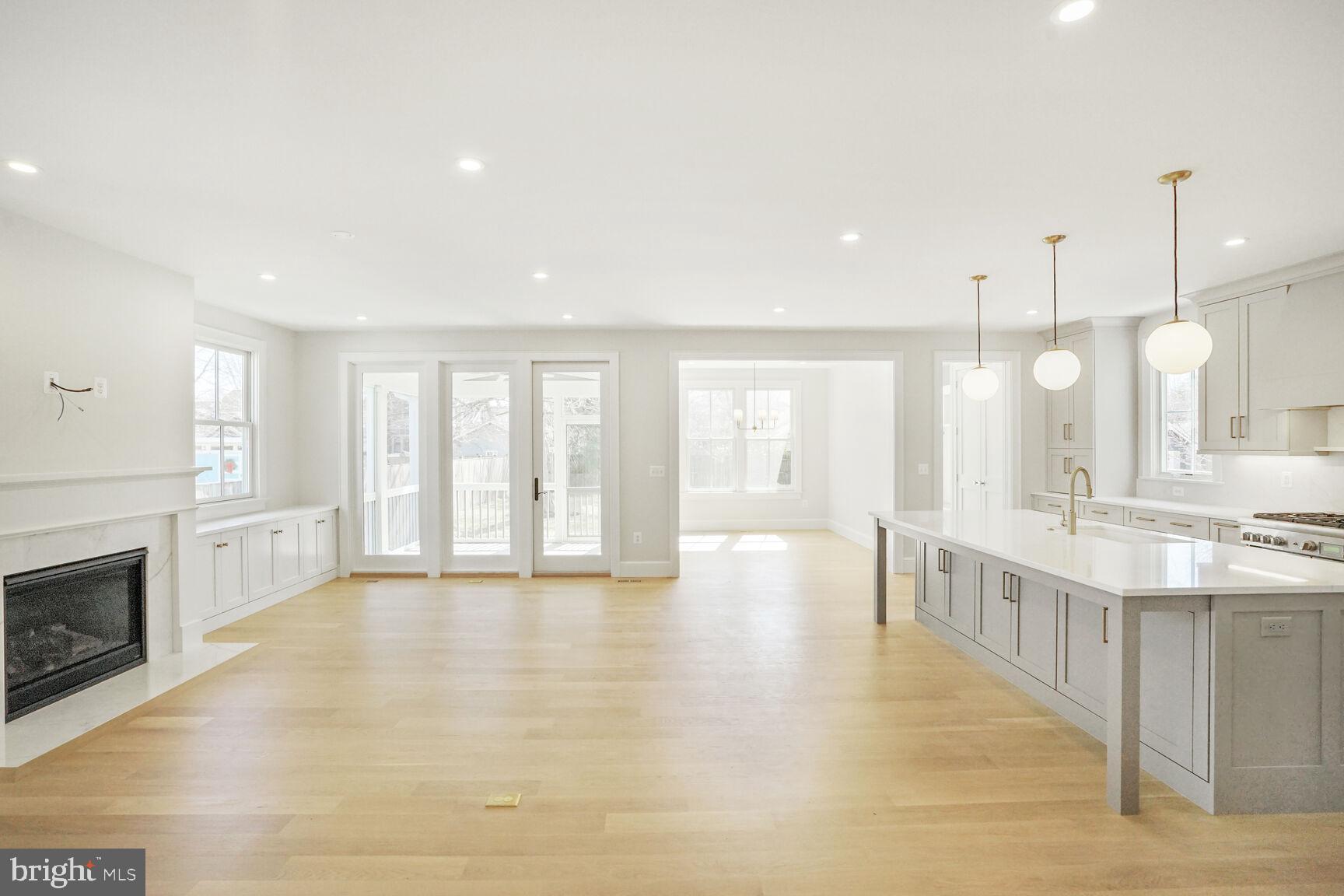 DEL RAY - Residential