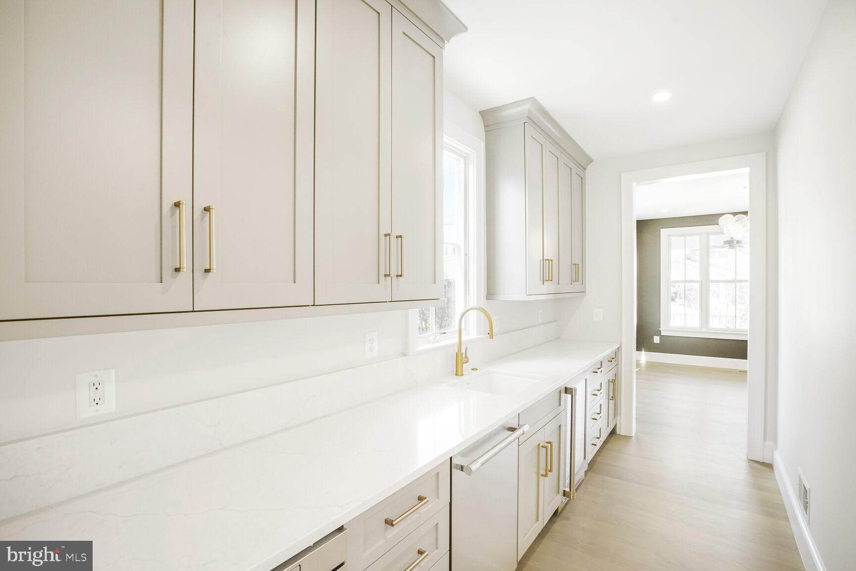 DEL RAY - Residential