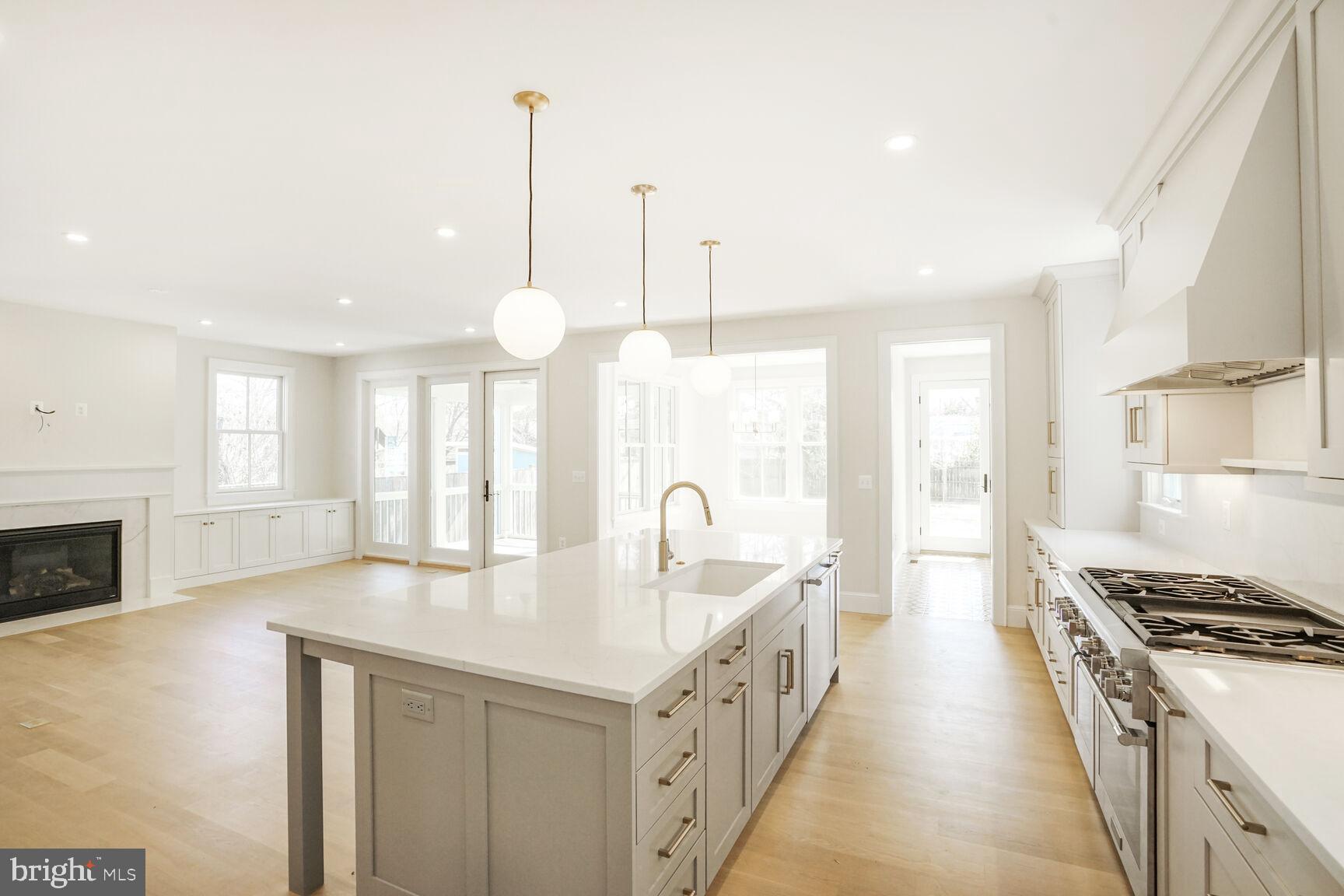 DEL RAY - Residential