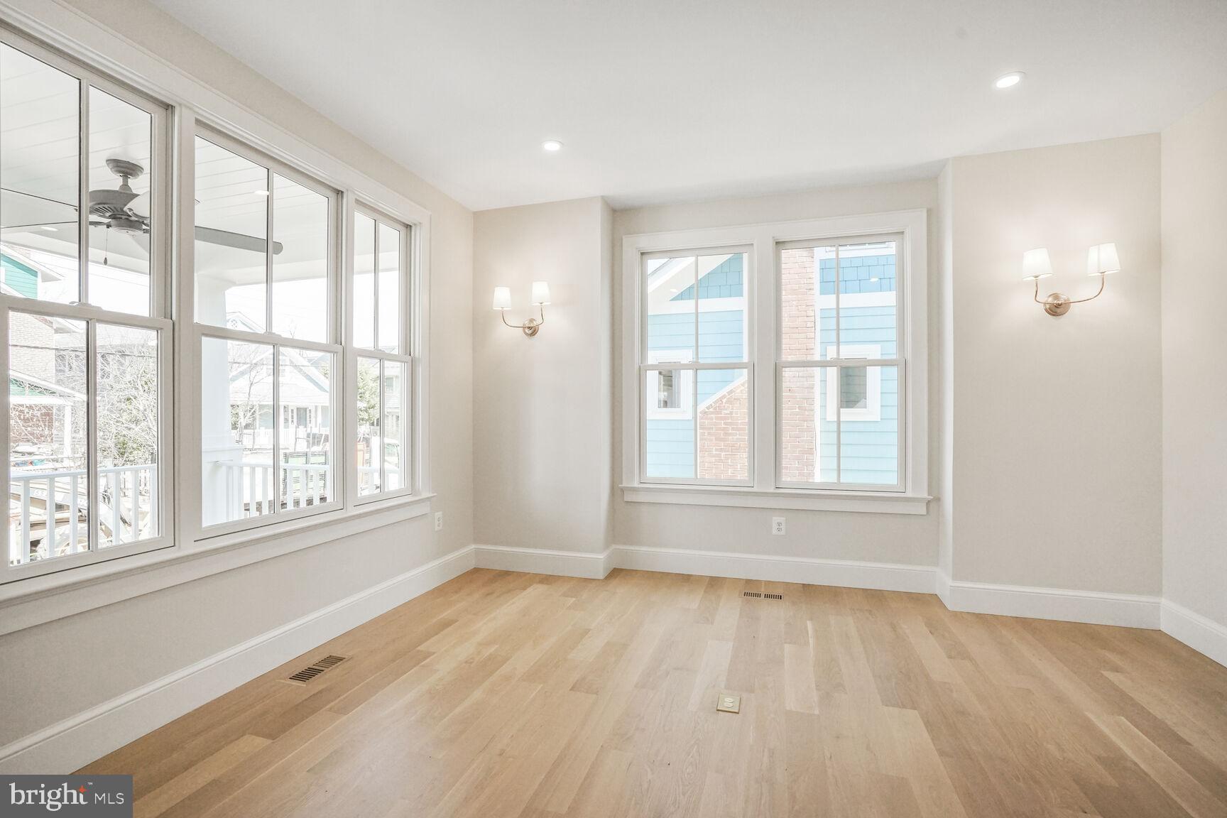 DEL RAY - Residential