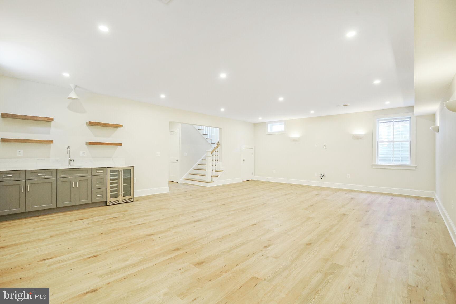 DEL RAY - Residential