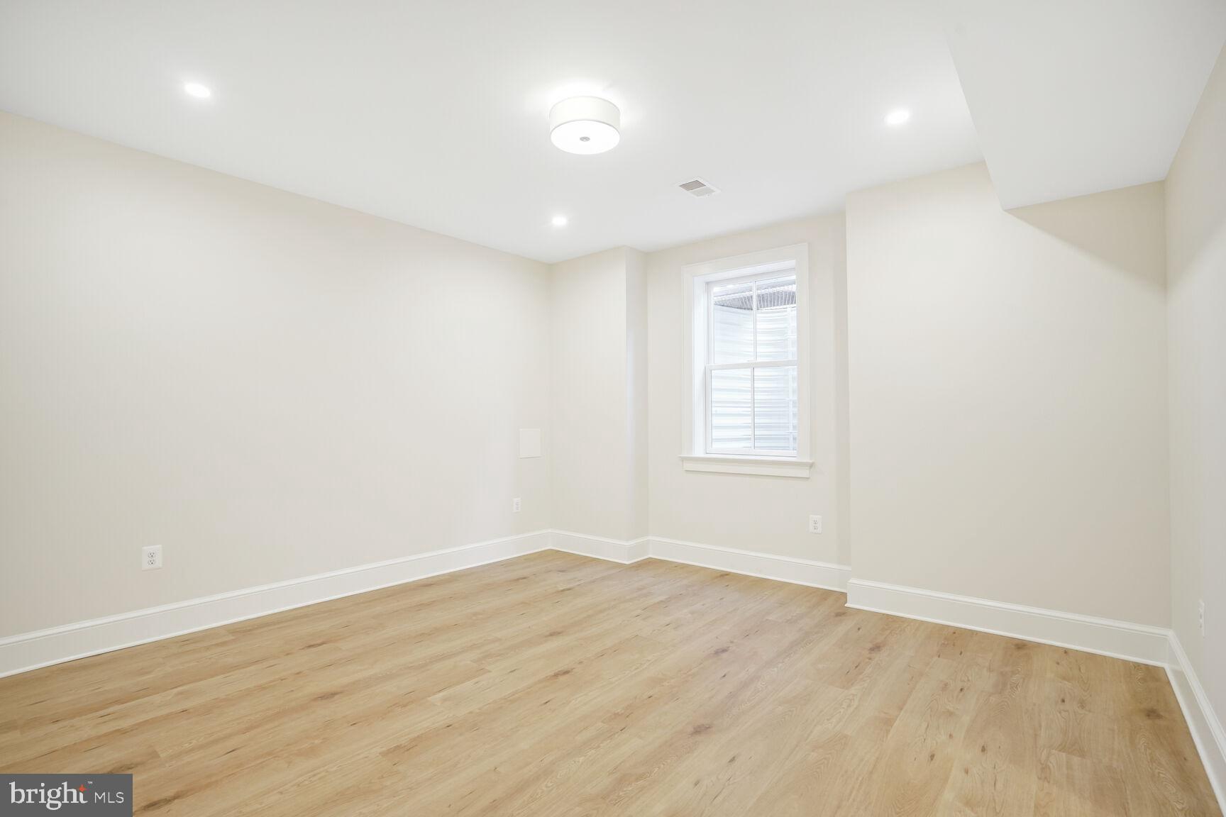 DEL RAY - Residential