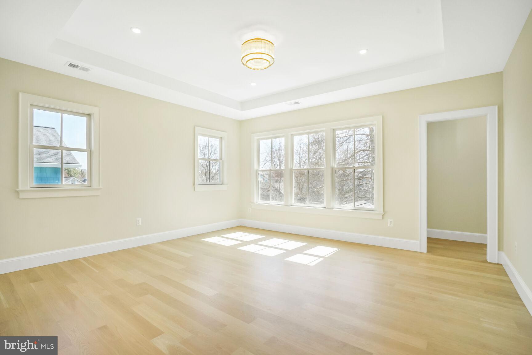 DEL RAY - Residential