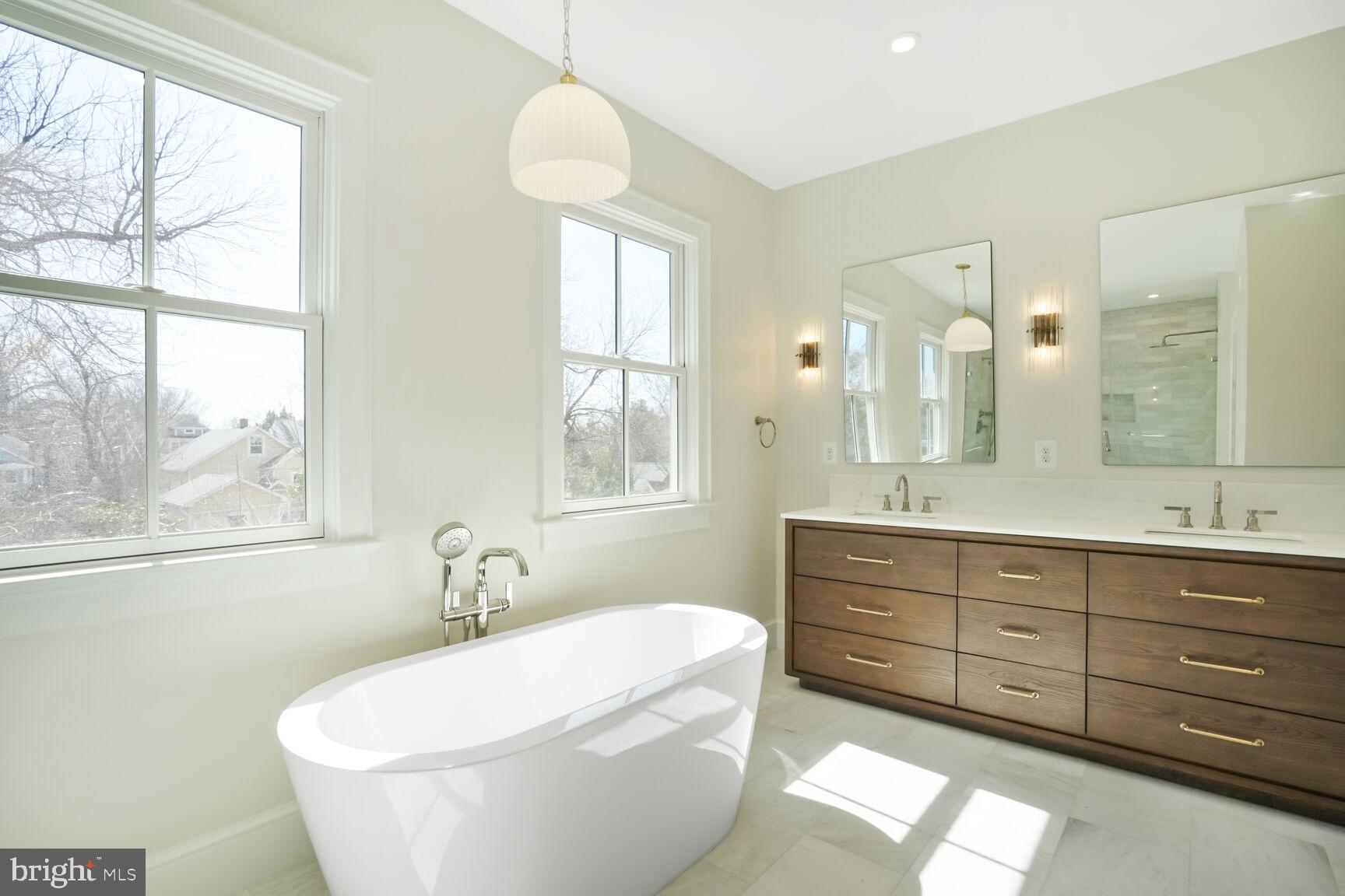 DEL RAY - Residential