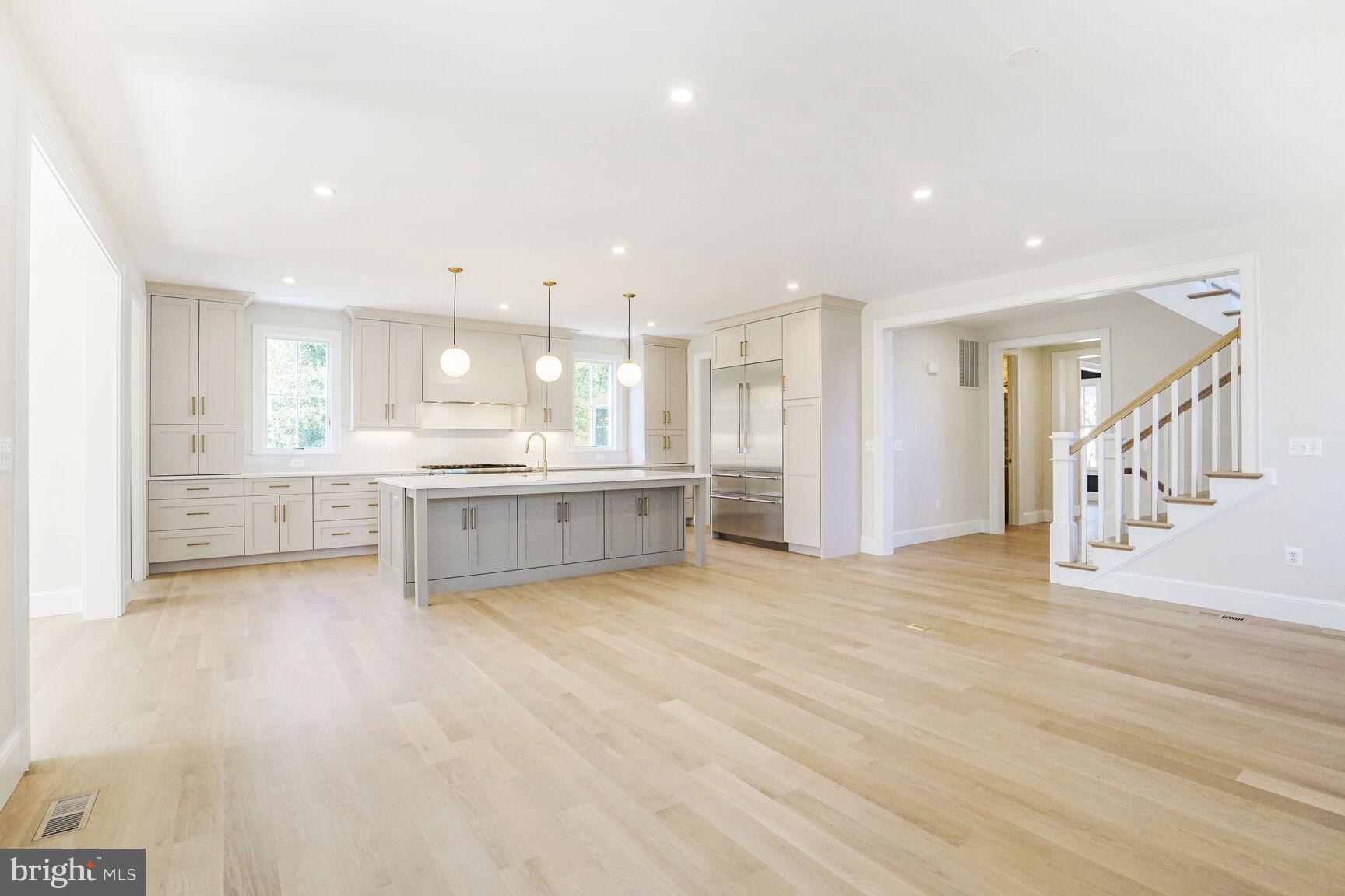 DEL RAY - Residential