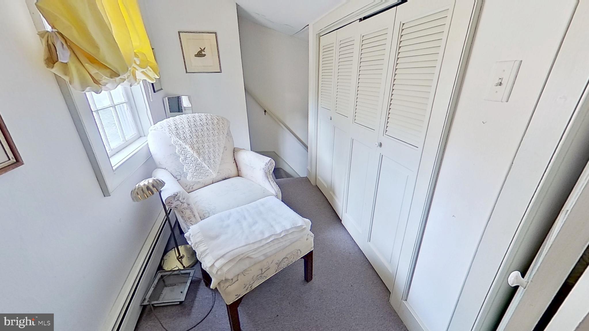 11525 HIGH POINT ROAD ROOM