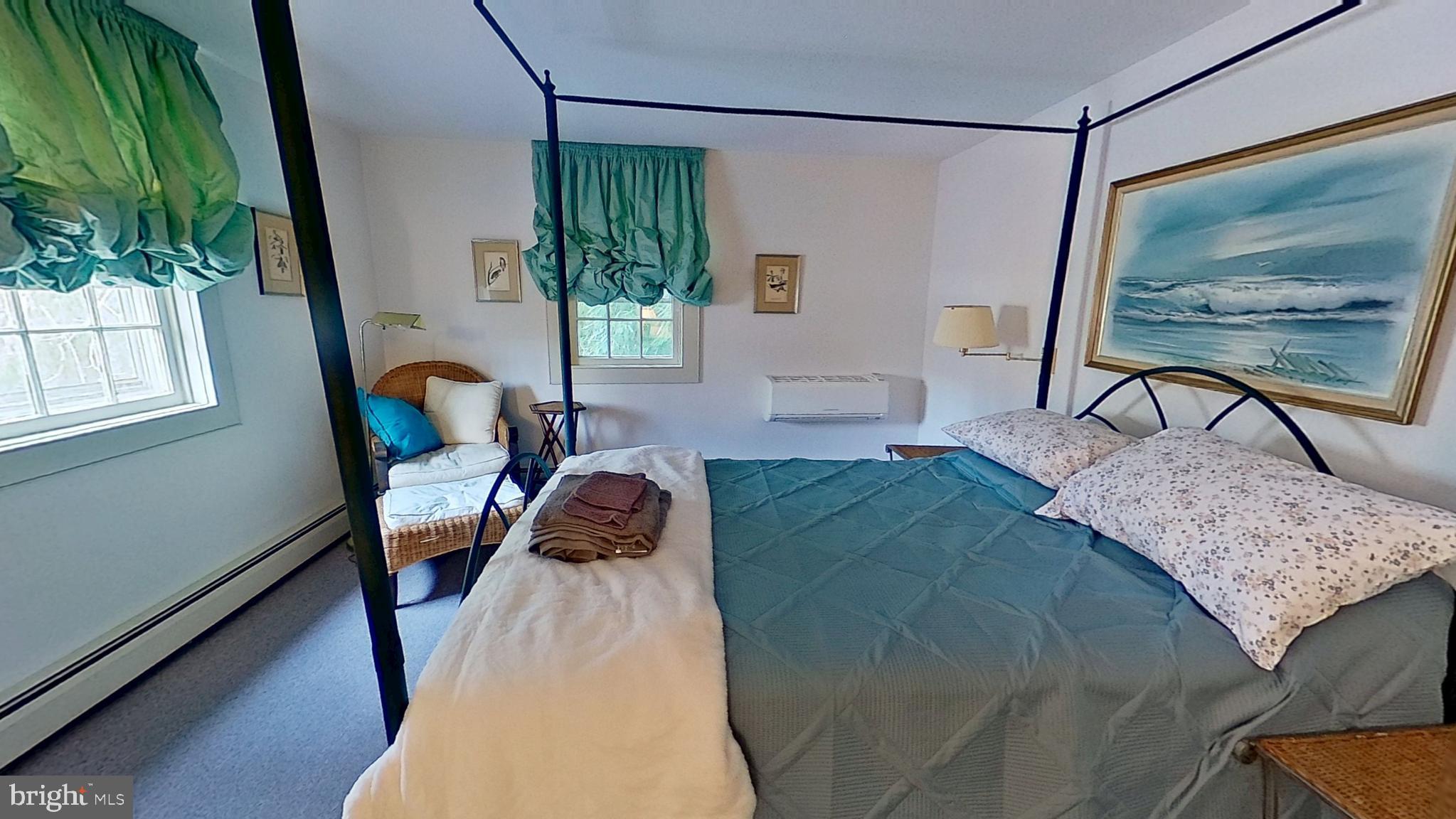 11525 HIGH POINT ROAD ROOM