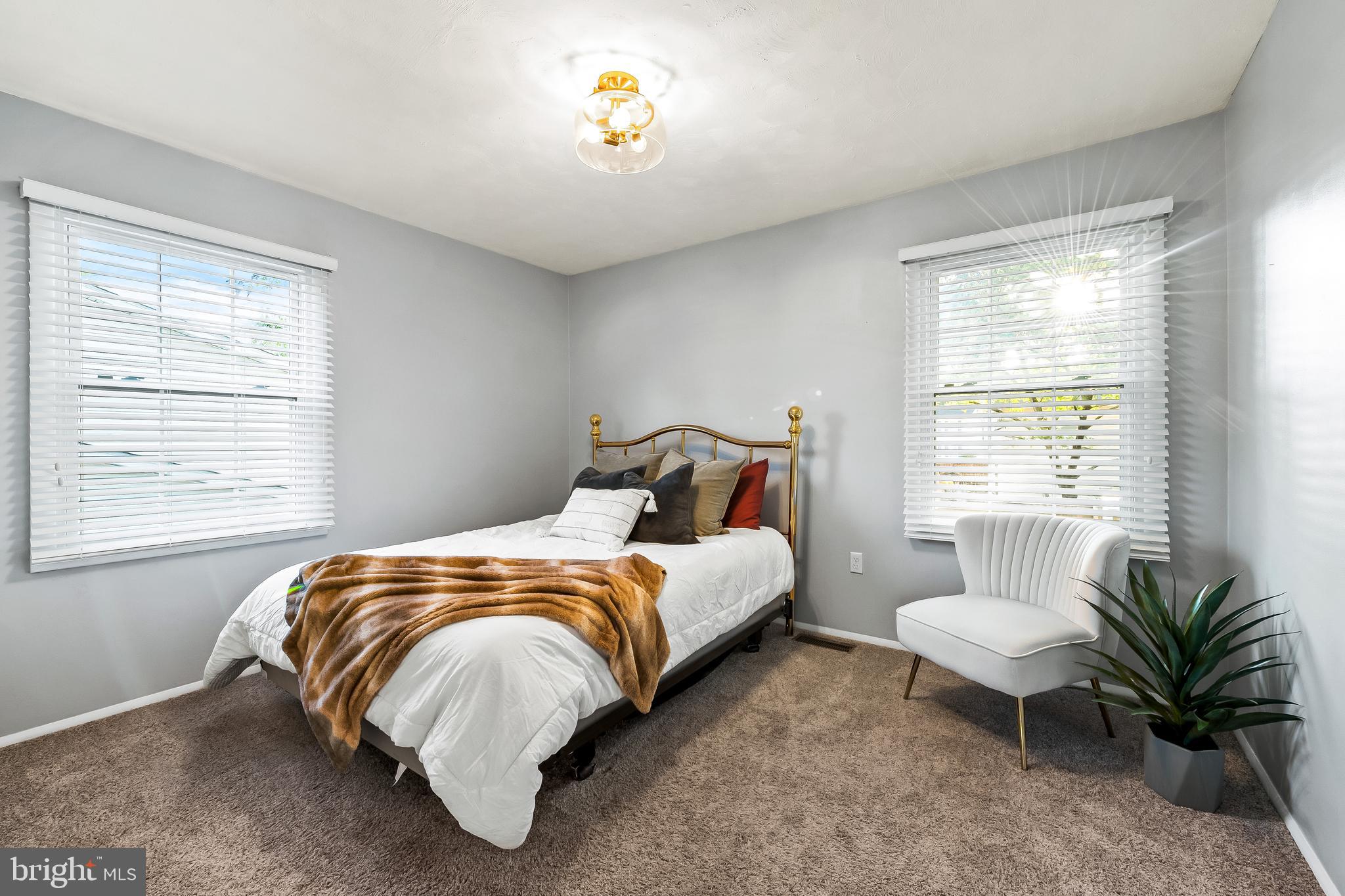 FOUR SEASONS ESTATES - Residential