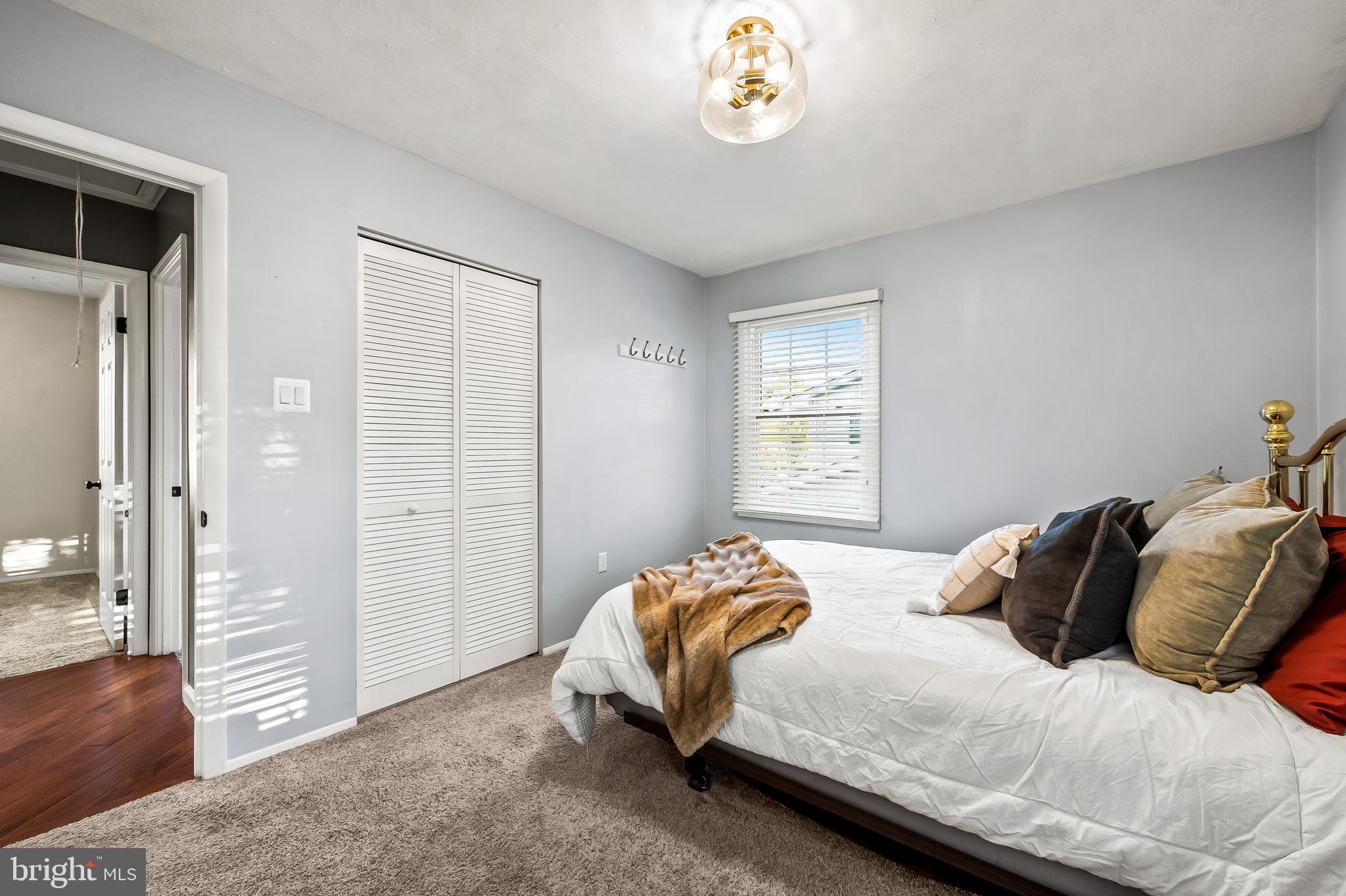 FOUR SEASONS ESTATES - Residential