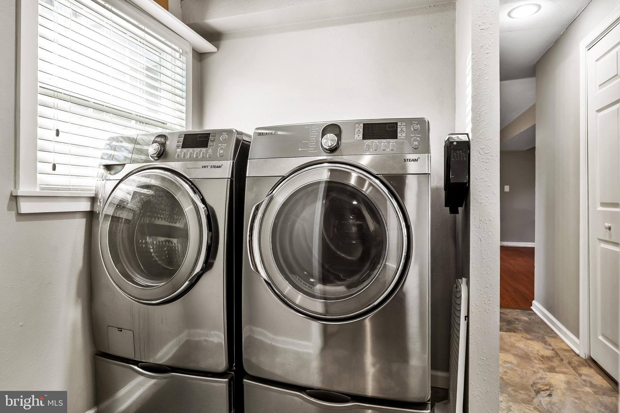 FOUR SEASONS ESTATES - Residential