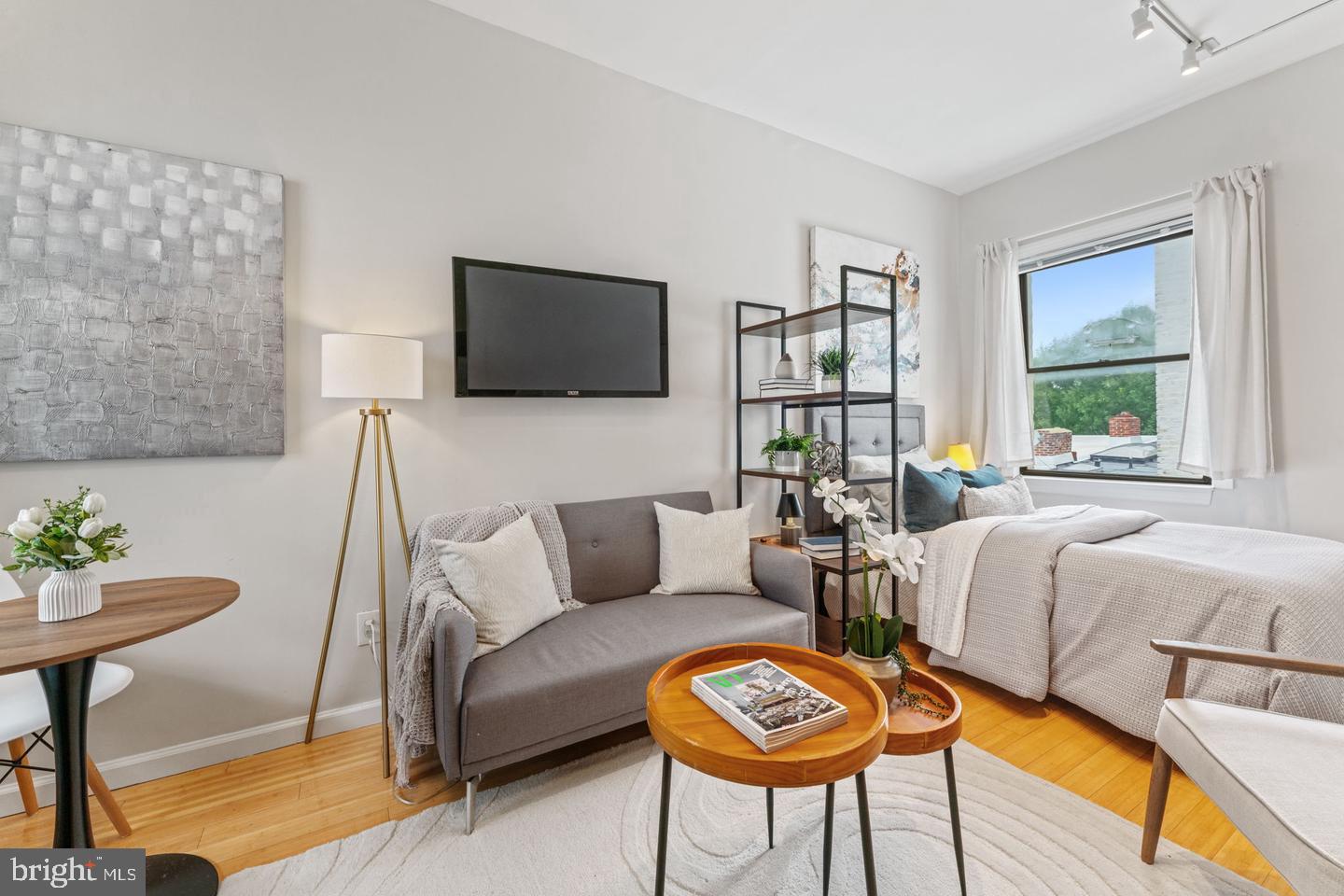 1822 15TH STREET NW 305