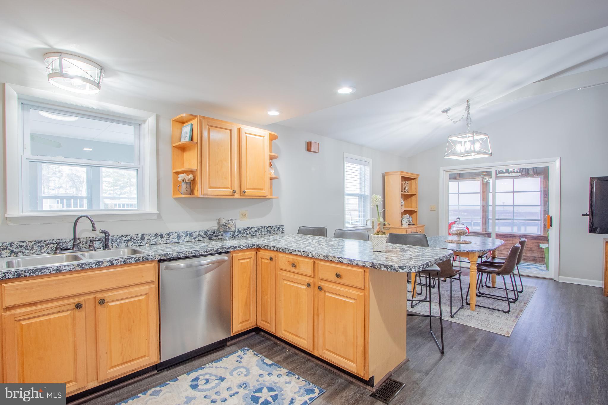 BAY CITY - Residential