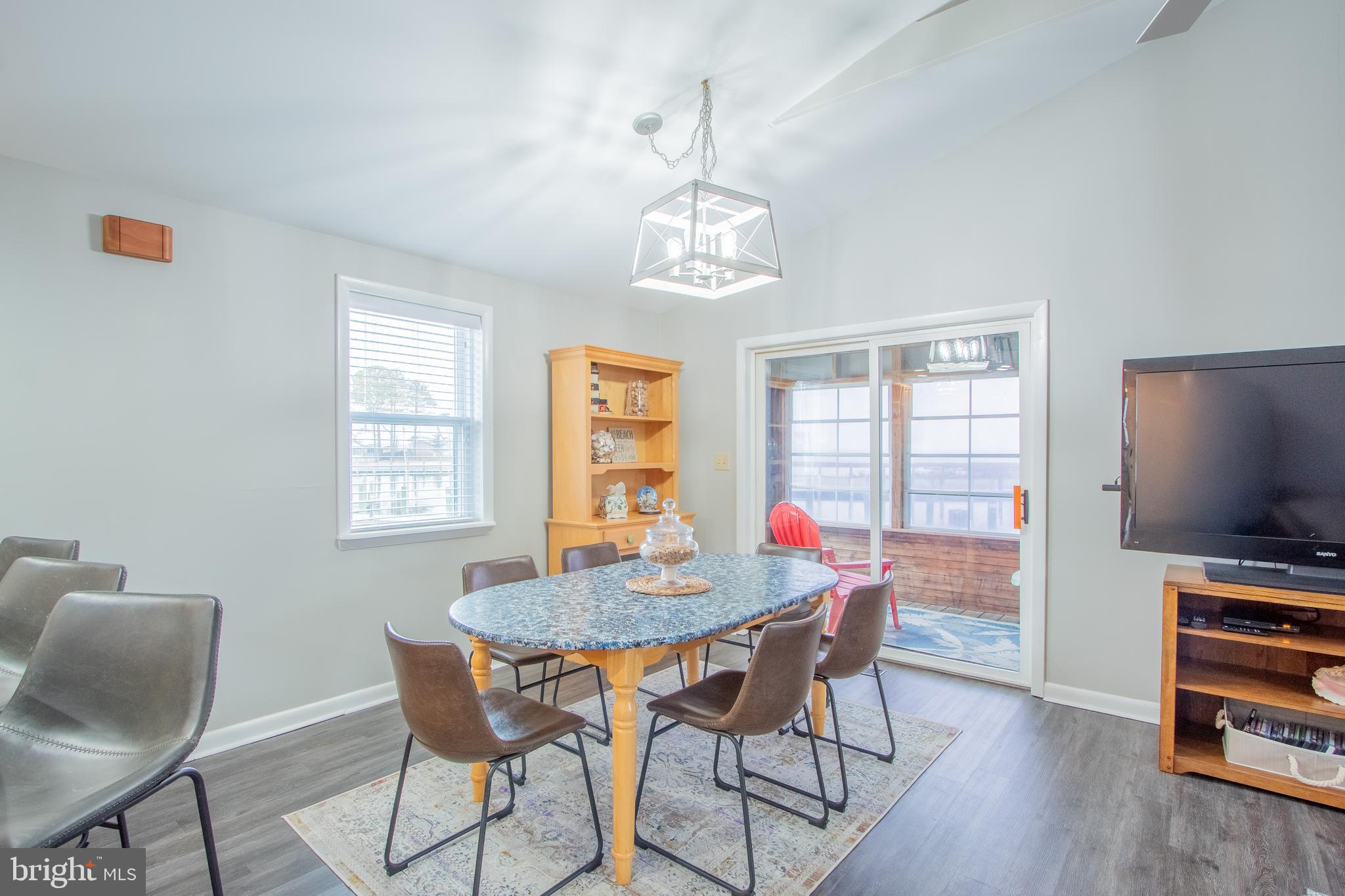 BAY CITY - Residential