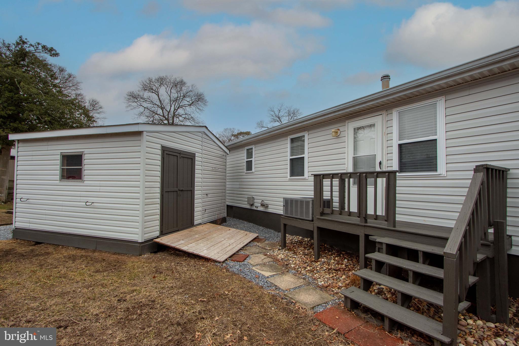 BAY CITY - Residential