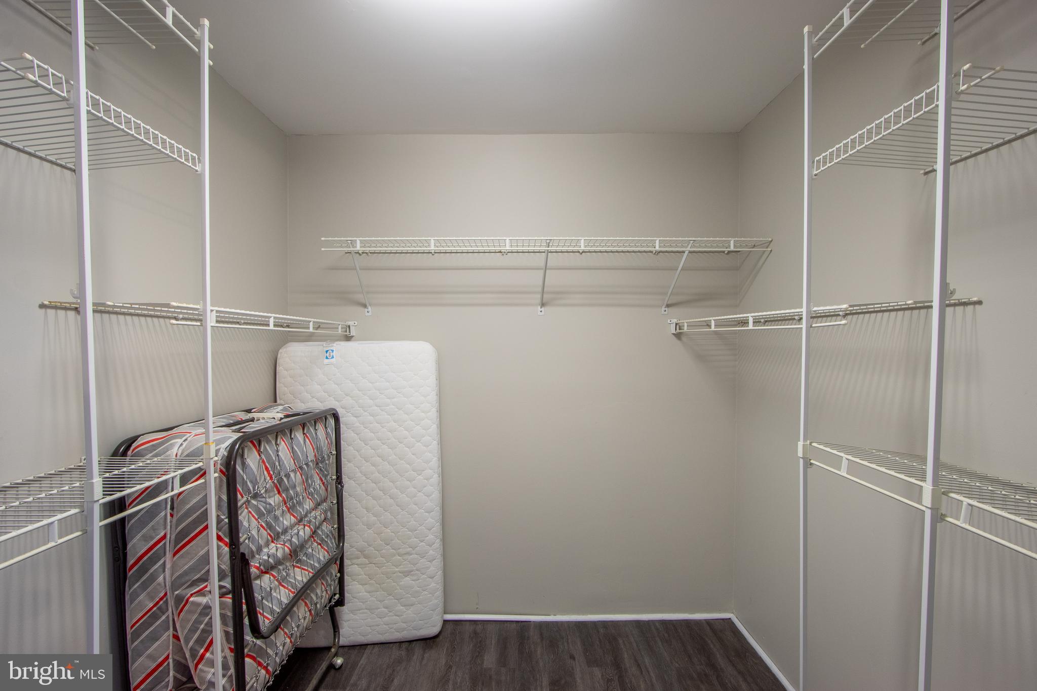 BAY CITY - Residential