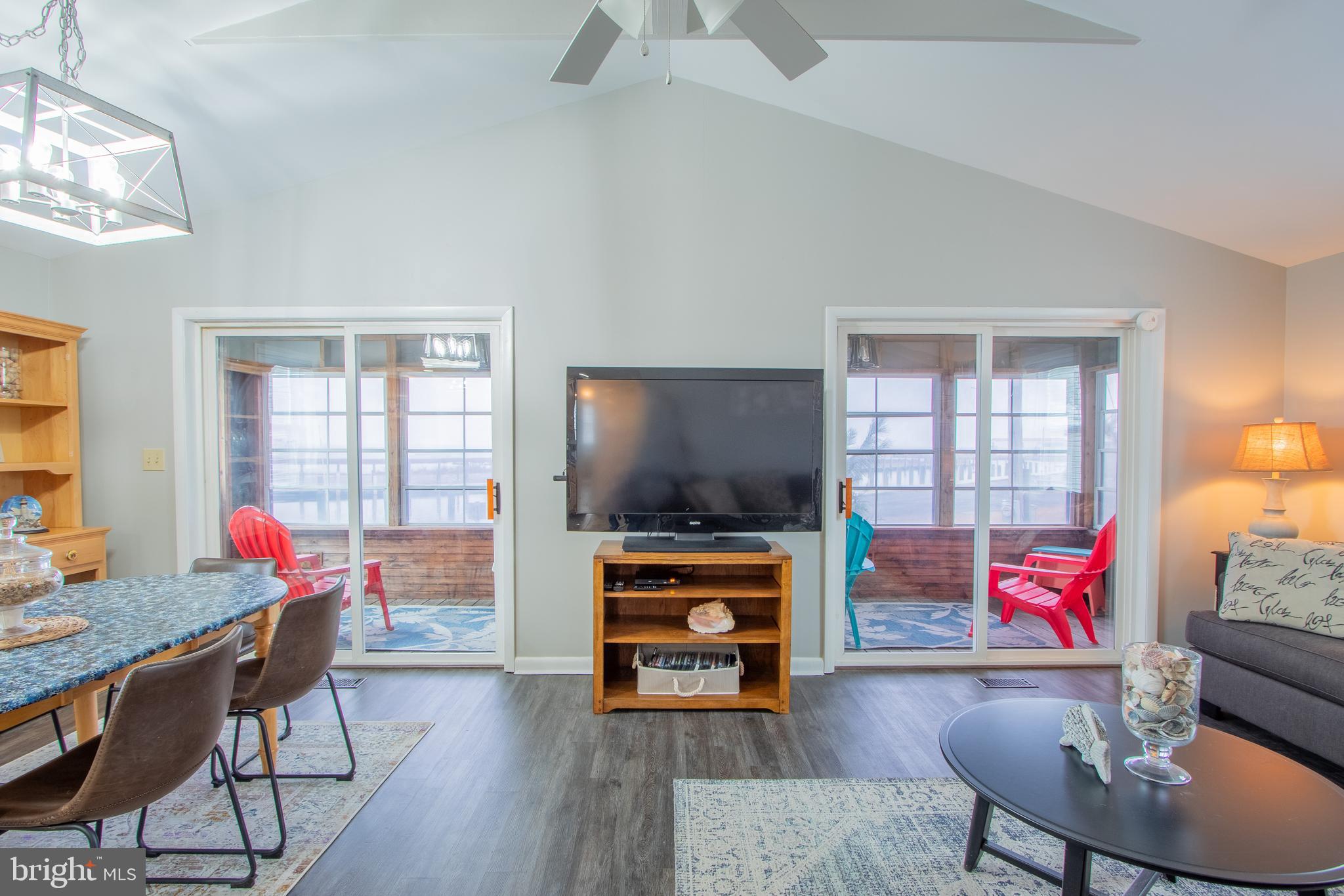 BAY CITY - Residential